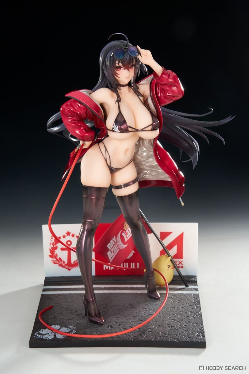 APEX《碧藍航線》大鳳賽車女郎模型 2026 年 7 月出貨 附眨眼表情重現極致肉感