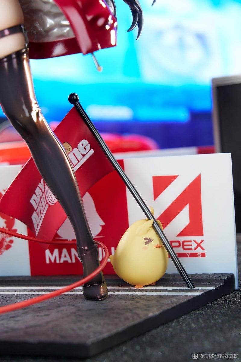 APEX《碧藍航線》大鳳賽車女郎模型 2026 年 7 月出貨 附眨眼表情重現極致肉感