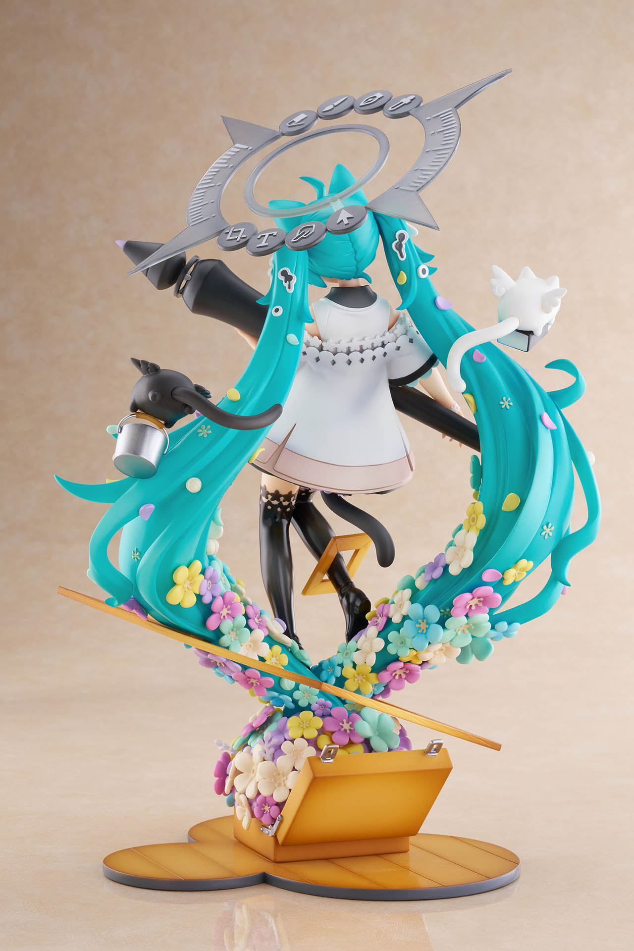 繪畫創作女神降臨!spiritale「初音ミク×さいとうなおき」限定模型預購明日截止 9 繪畫創作女神降臨!spiritale「初音ミク×さいとうなおき」限定模型預購明日截止