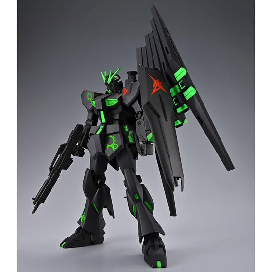帥氣霓虹綠配色!EG 1/144 ν 鋼彈與翼狀感應砲「環保再生配色」套組 6 月發售 10 帥氣霓虹綠配色!EG 1/144 ν 鋼彈與翼狀感應砲「環保再生配色」套組 6 月發售