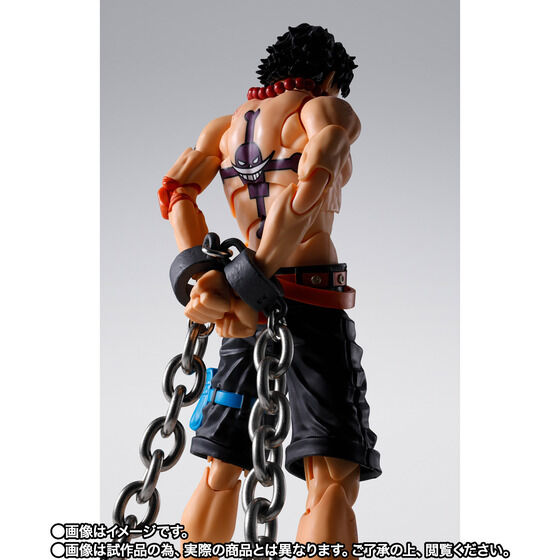 重現頂上戰爭經典一幕!S.H.Figuarts「波特卡斯·D·艾斯」可動模型明起開放預購 7 重現頂上戰爭經典一幕!S.H.Figuarts「波特卡斯·D·艾斯」可動模型明起開放預購