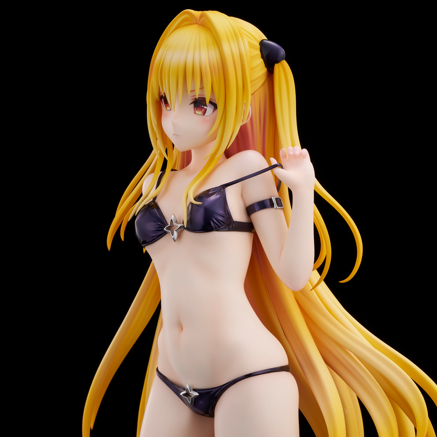 【預購】ユニクリ《ToLOVEる Darkness》金色暗影 1/4 比例水着模型 2026年11月發售 14 【預購】ユニクリ《ToLOVEる Darkness》金色暗影 1/4 比例水着模型 2026年11月發售