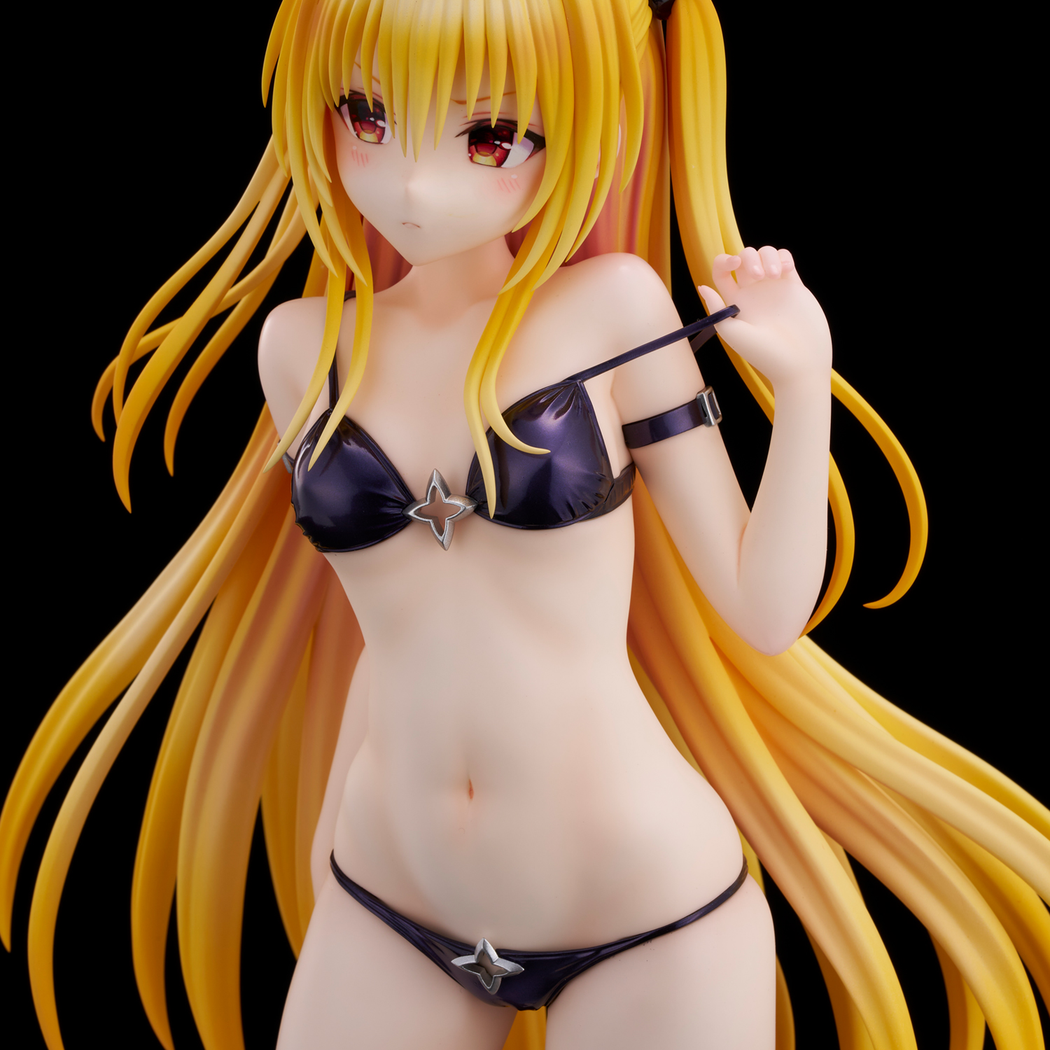 【預購】ユニクリ《ToLOVEる Darkness》金色暗影 1/4 比例水着模型 2026年11月發售 16 【預購】ユニクリ《ToLOVEる Darkness》金色暗影 1/4 比例水着模型 2026年11月發售