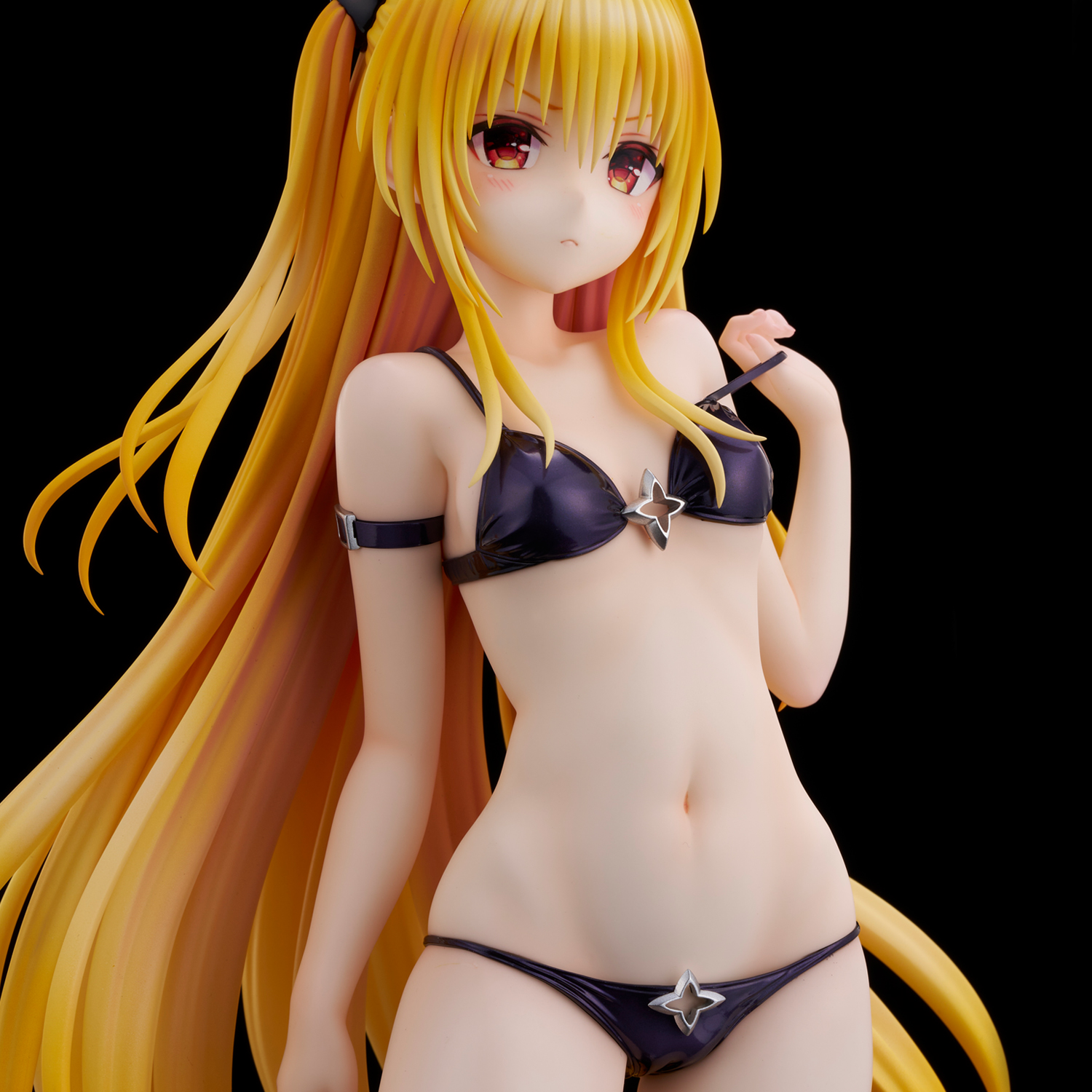 【預購】ユニクリ《ToLOVEる Darkness》金色暗影 1/4 比例水着模型 2026年11月發售 17 【預購】ユニクリ《ToLOVEる Darkness》金色暗影 1/4 比例水着模型 2026年11月發售