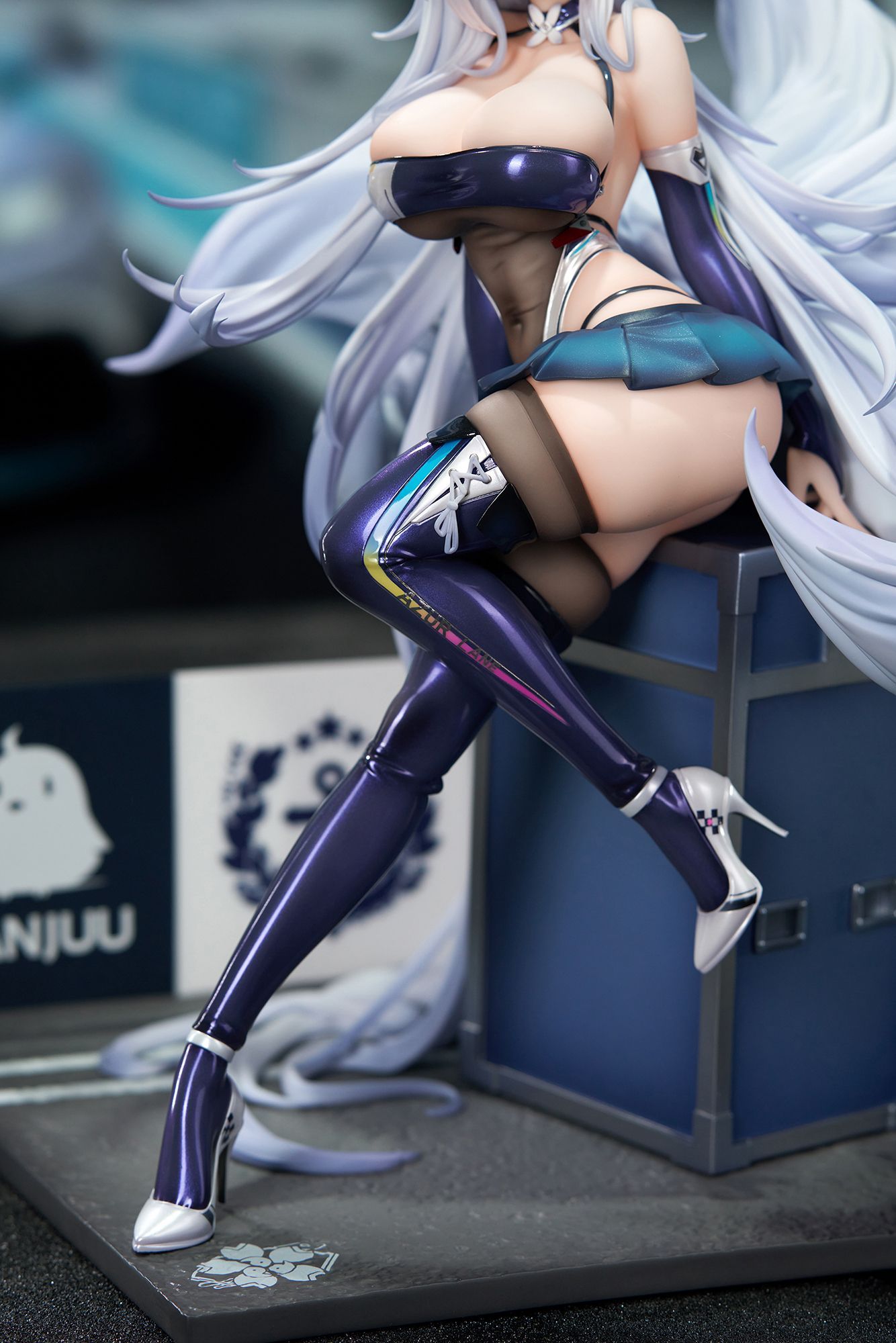 《碧藍航線》信濃寢待之銀輿 1/7 模型開放預購 APEX 重現九尾妖豔魅力 15 《碧藍航線》信濃寢待之銀輿 1/7 模型開放預購 APEX 重現九尾妖豔魅力