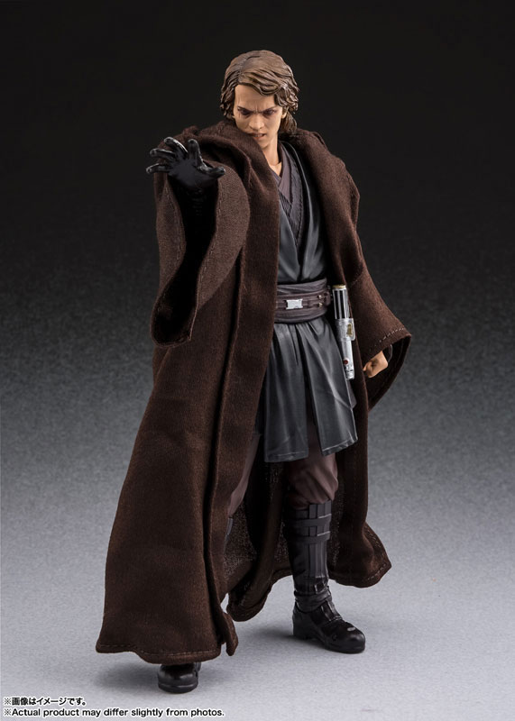 【星戰迷必收】S.H.Figuarts 安納金·天行者經典版登場 採用布製斗篷與全新頭雕 4 【星戰迷必收】S.H.Figuarts 安納金·天行者經典版登場 採用布製斗篷與全新頭雕