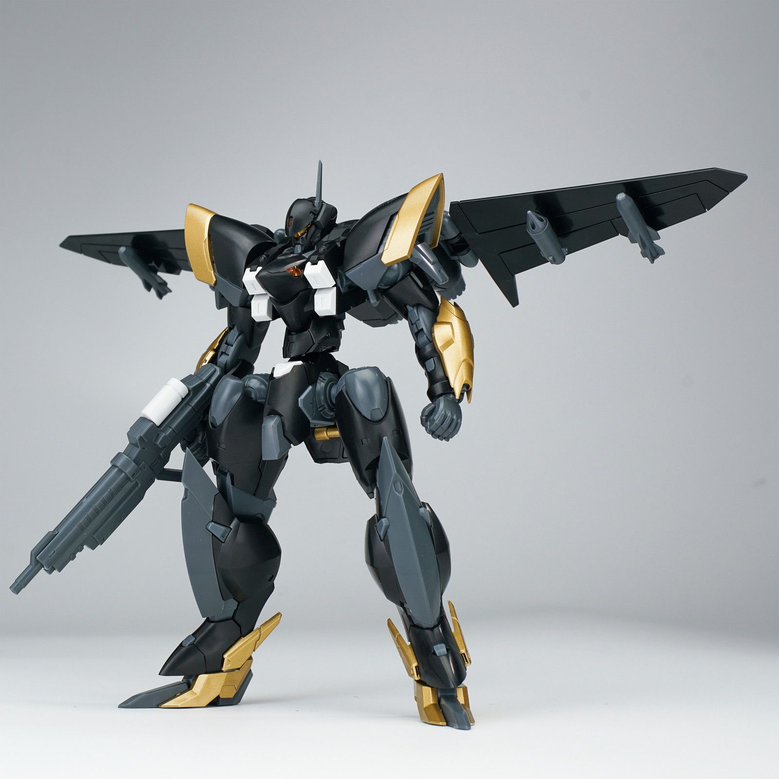 新銳品牌 SHEIK MAINLAND 原創模型「雲雀」雙配色款式開放預約 11 新銳品牌 SHEIK MAINLAND 原創模型「雲雀」雙配色款式開放預約