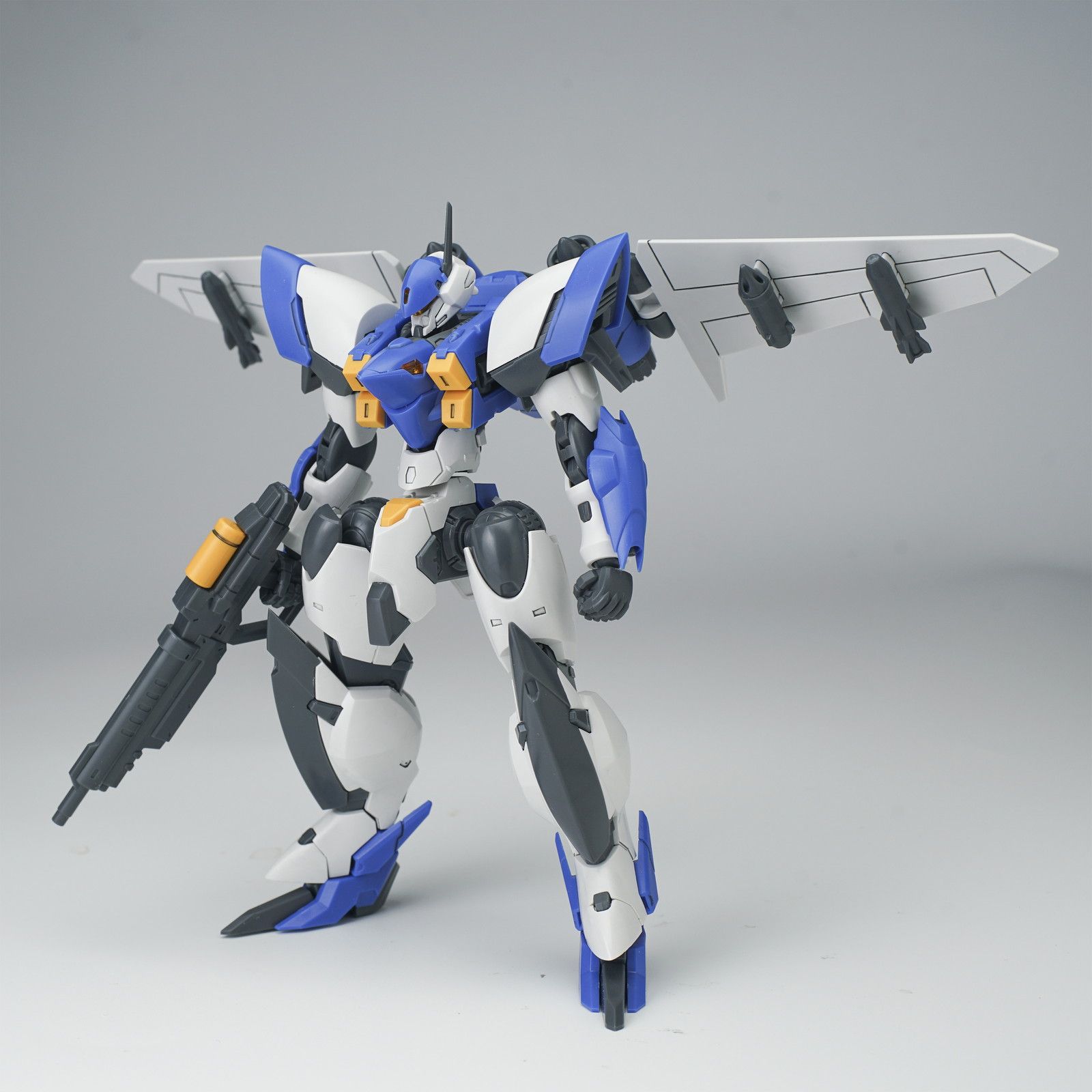 新銳品牌 SHEIK MAINLAND 原創模型「雲雀」雙配色款式開放預約 1 新銳品牌 SHEIK MAINLAND 原創模型「雲雀」雙配色款式開放預約