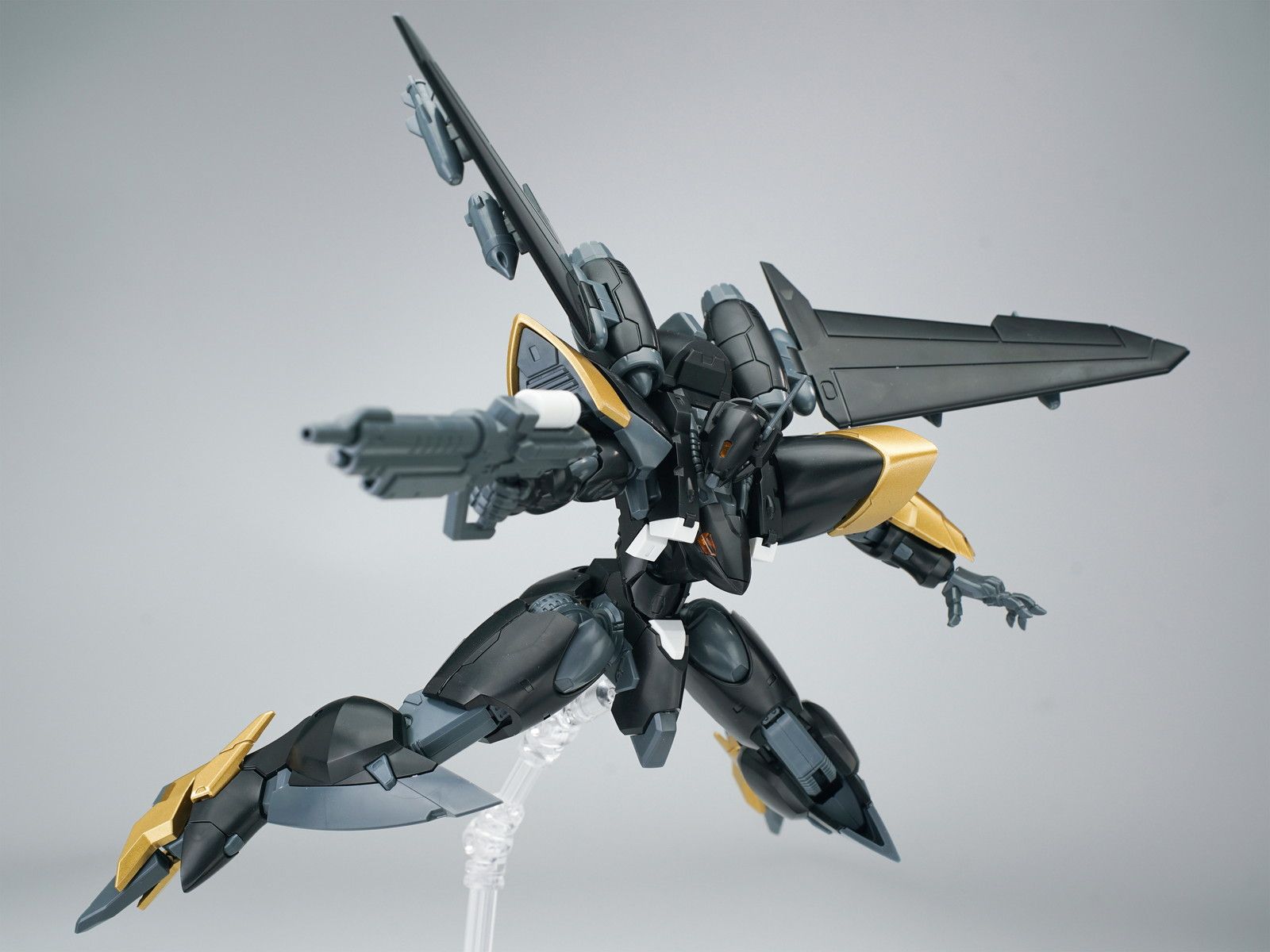新銳品牌 SHEIK MAINLAND 原創模型「雲雀」雙配色款式開放預約 20 新銳品牌 SHEIK MAINLAND 原創模型「雲雀」雙配色款式開放預約