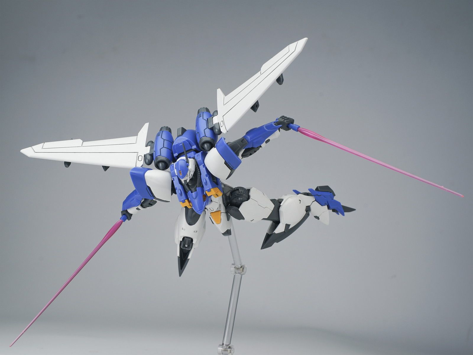 新銳品牌 SHEIK MAINLAND 原創模型「雲雀」雙配色款式開放預約 7 新銳品牌 SHEIK MAINLAND 原創模型「雲雀」雙配色款式開放預約