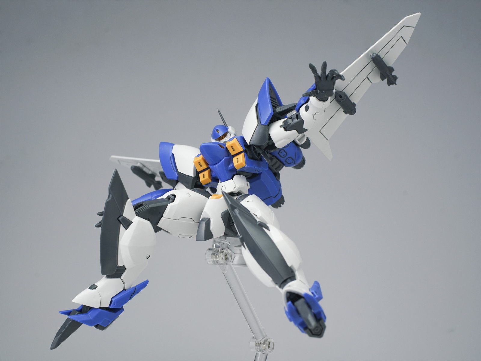 新銳品牌 SHEIK MAINLAND 原創模型「雲雀」雙配色款式開放預約 10 新銳品牌 SHEIK MAINLAND 原創模型「雲雀」雙配色款式開放預約