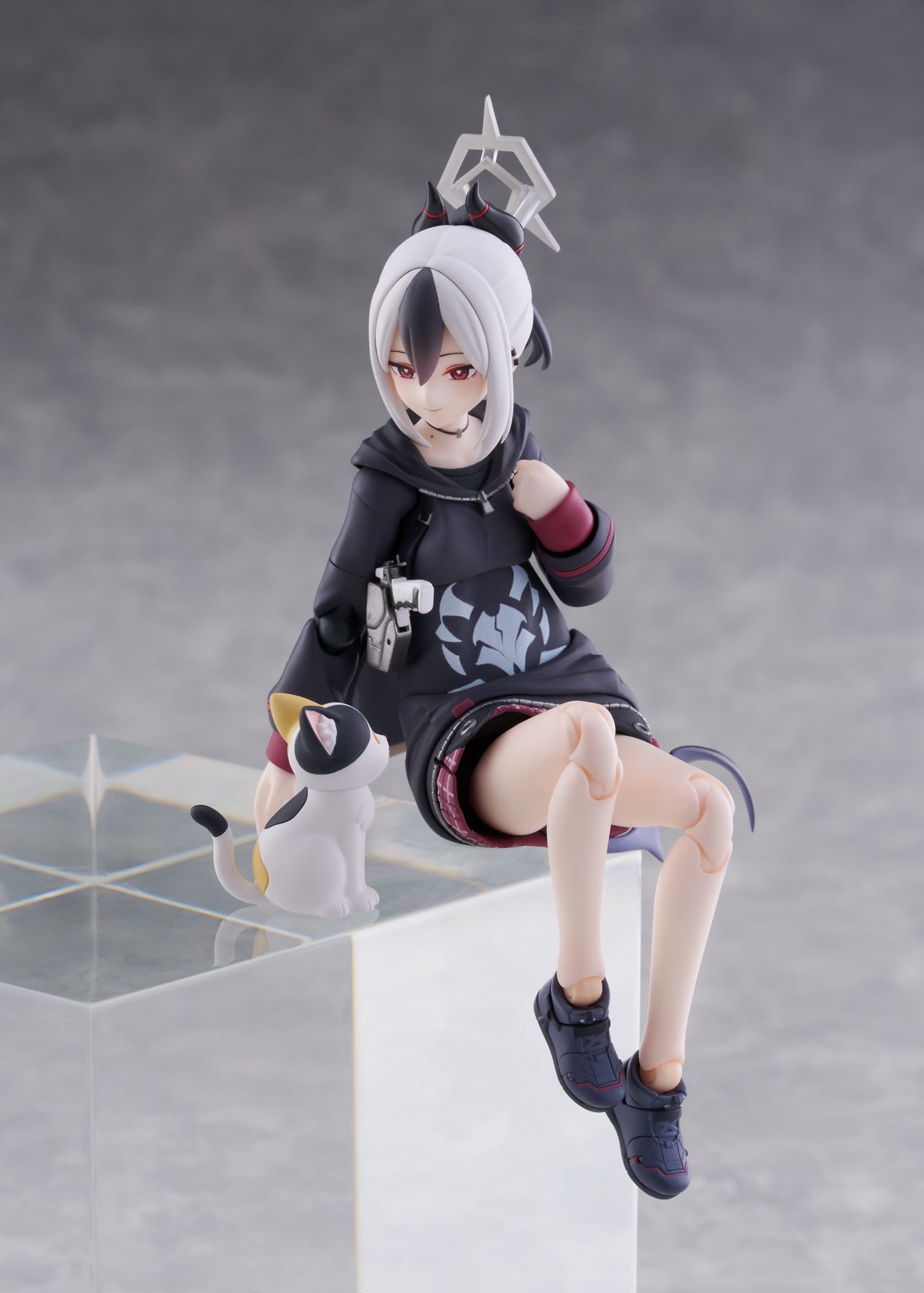 《蔚藍檔案》figma「鬼方佳代子」2026年7月開放預購 附贈三毛貓與害羞臉 6 《蔚藍檔案》figma「鬼方佳代子」2026年7月開放預購 附贈三毛貓與害羞臉
