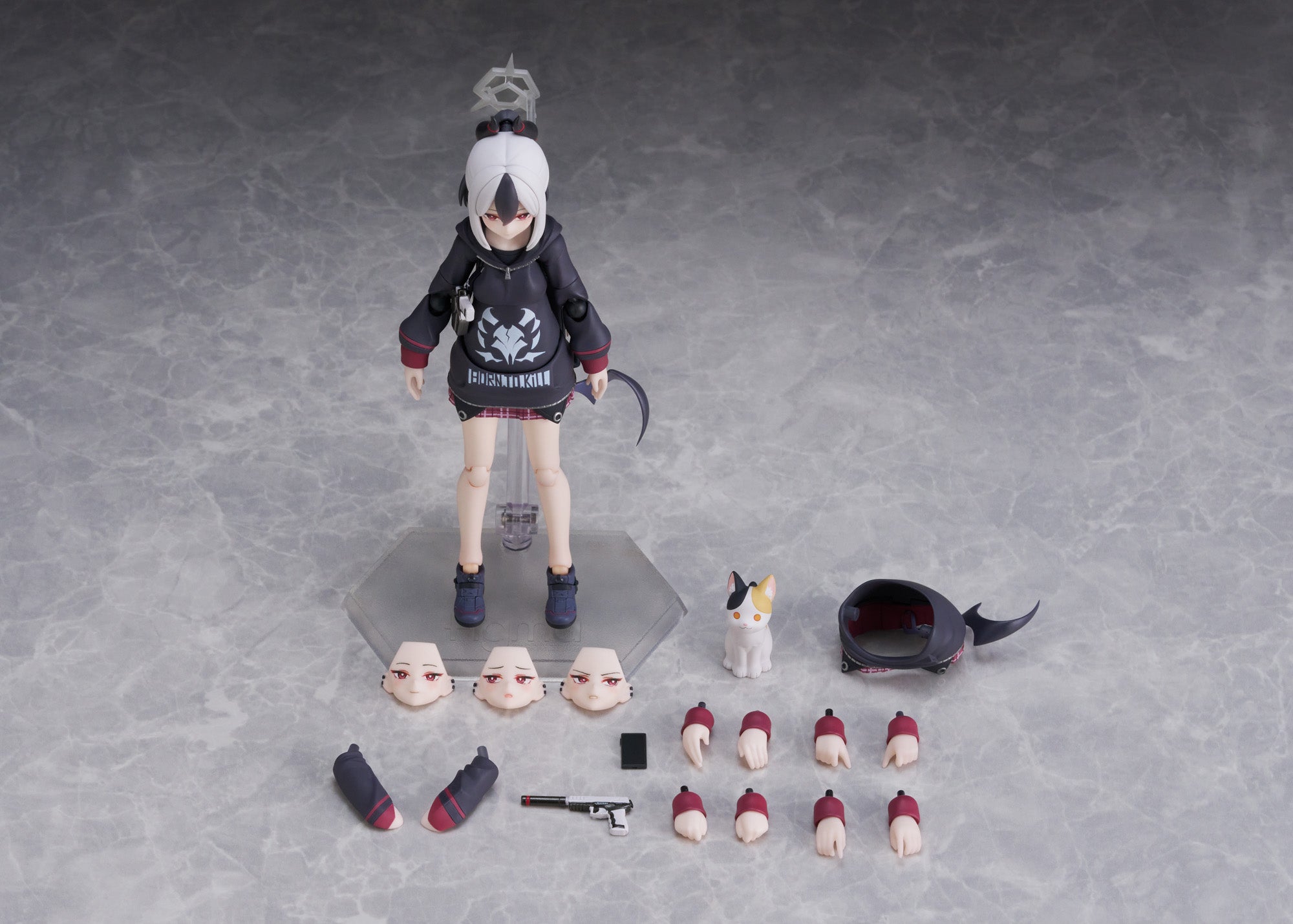《蔚藍檔案》figma「鬼方佳代子」2026年7月開放預購 附贈三毛貓與害羞臉 11 《蔚藍檔案》figma「鬼方佳代子」2026年7月開放預購 附贈三毛貓與害羞臉