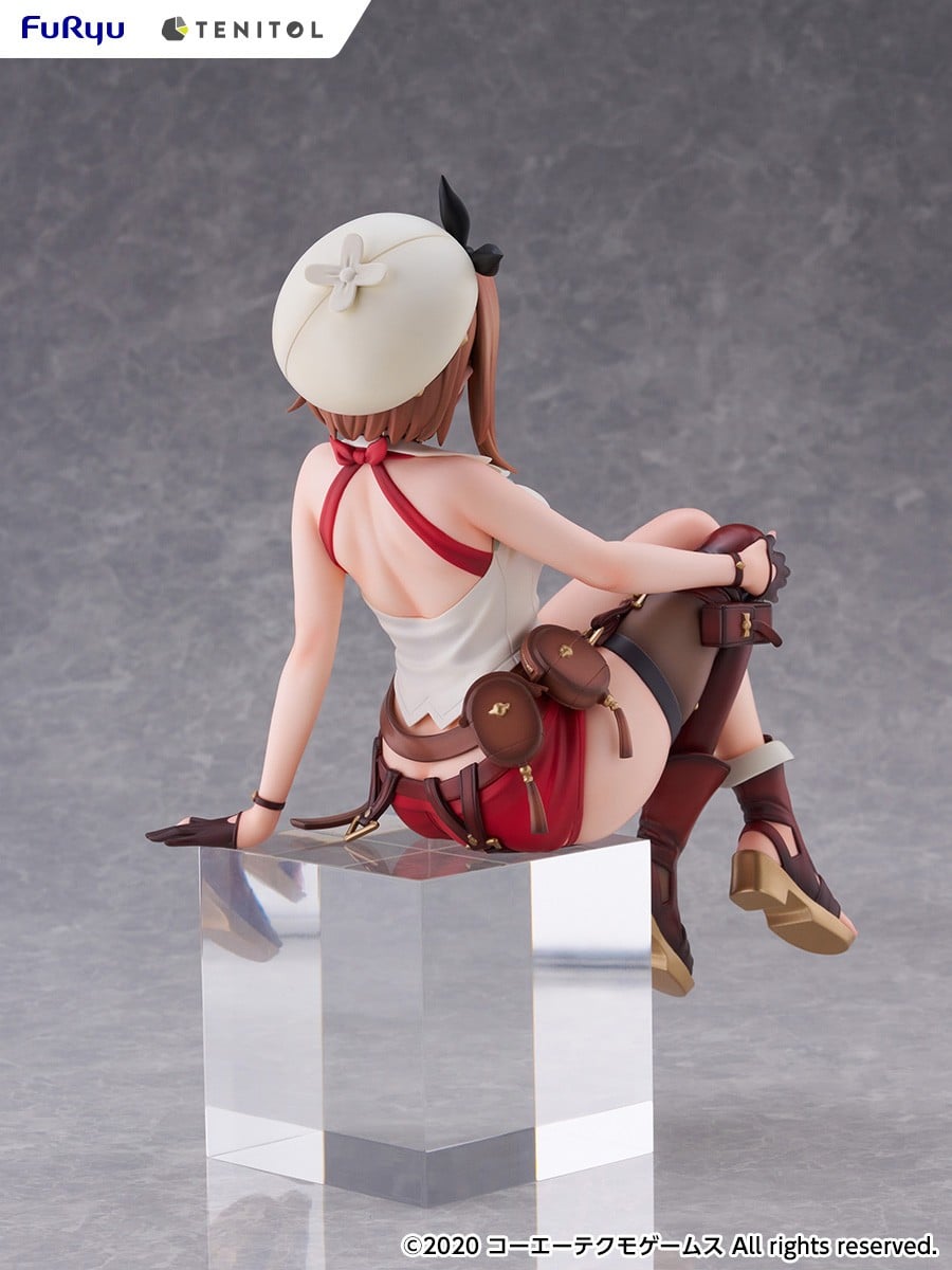 FURYU《萊莎的鍊金工房 2》萊莎 19cm 泡麵蓋 開訂 2 FURYU《萊莎的鍊金工房 2》萊莎 19cm 泡麵蓋 開訂