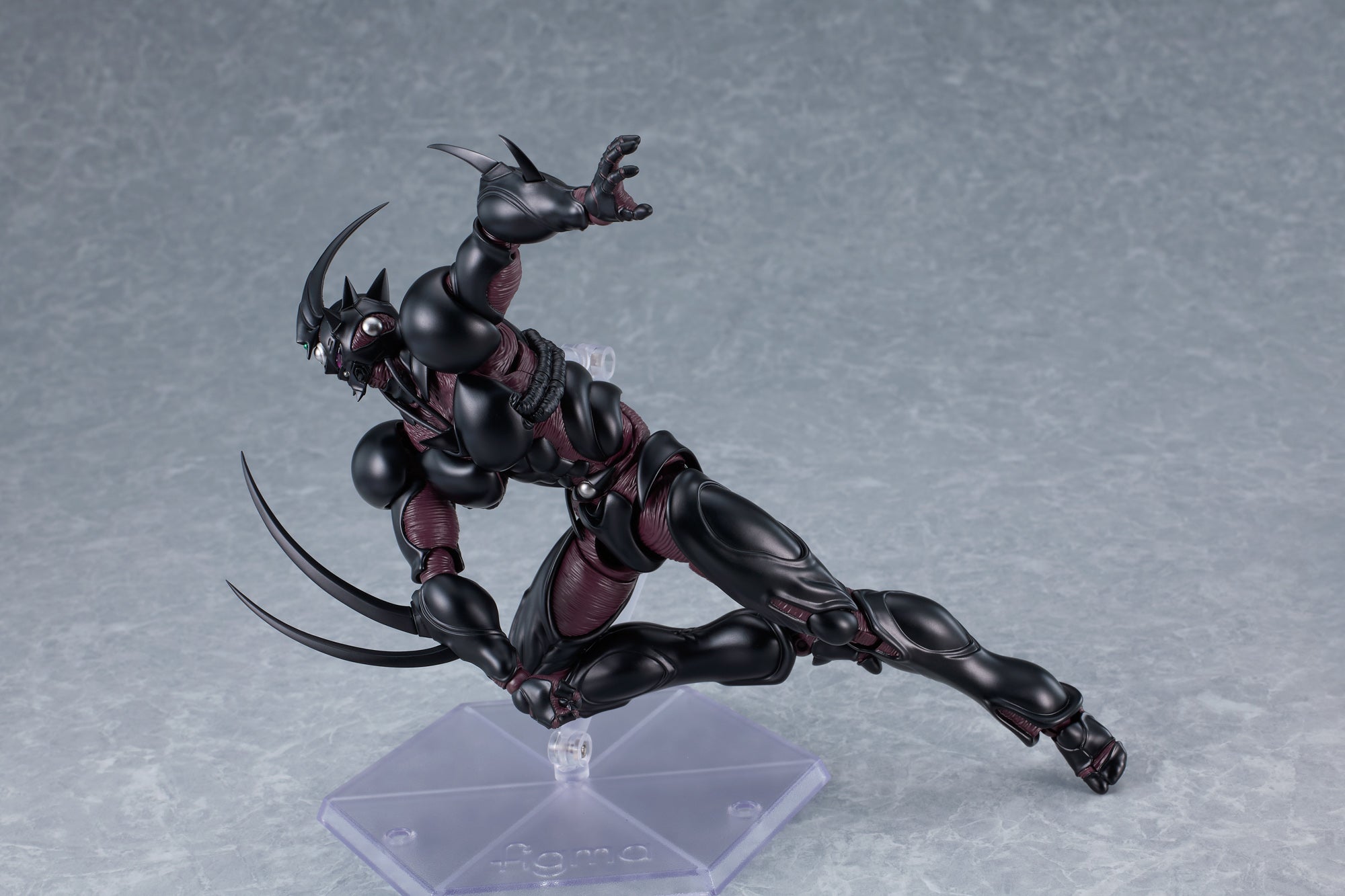 figma 第 700 號《強殖裝甲》凱普 III 終極版 7 月 16 日開訂 原作者高屋良樹全程監修