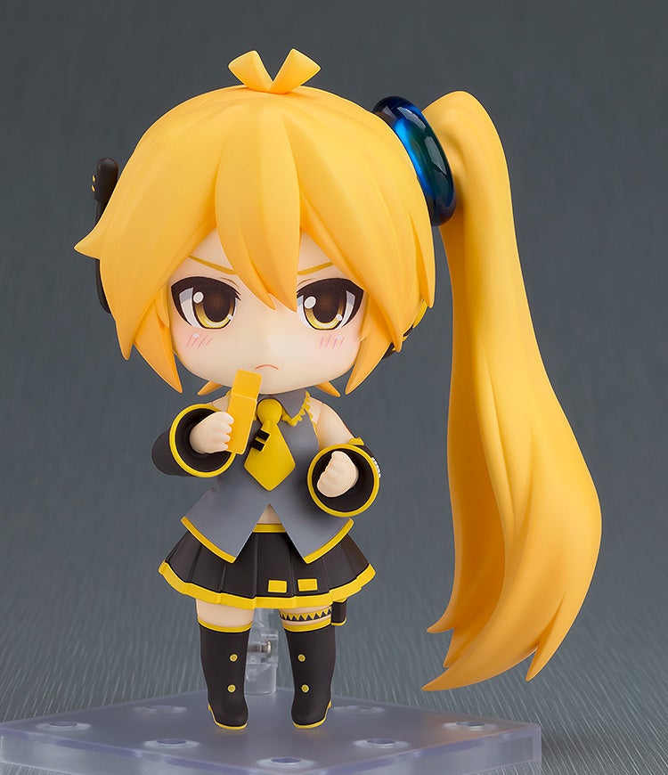 GSC《VOCALOID》派生傳奇「弱音哈庫、亞北奈留」黏土人預購開跑 附贈經典酒瓶與手機配件