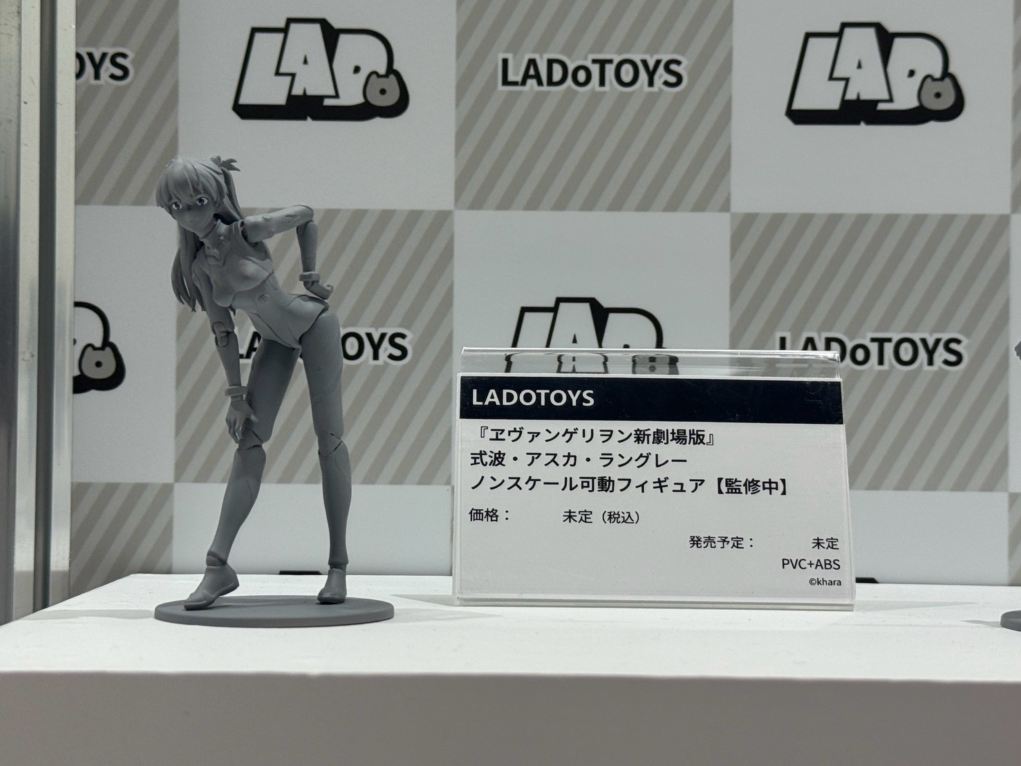 LADo TOYS 於 WF 2026 夏公開多款新作 灰模可動人偶亮相