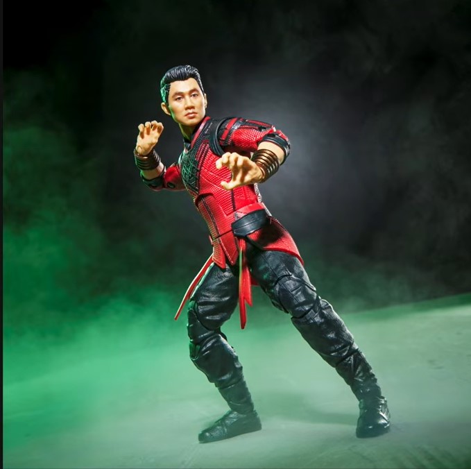 Hasbro 揭曉《Avengers: Doomsday》Marvel Legends 系列 6 吋人偶 驚奇四超人與 Doctor Doom 全數集結