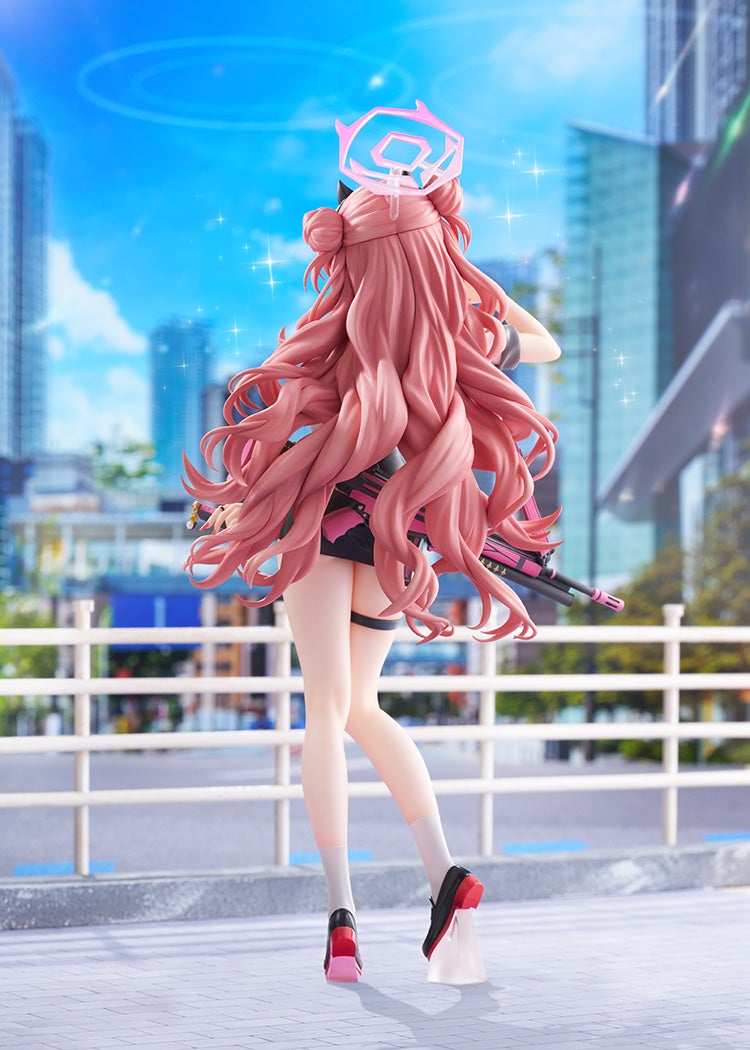Max Factory《蔚藍檔案》格黑娜辣妹「綺羅羅」1/7比例模型即起預購 預計2027年9月出貨