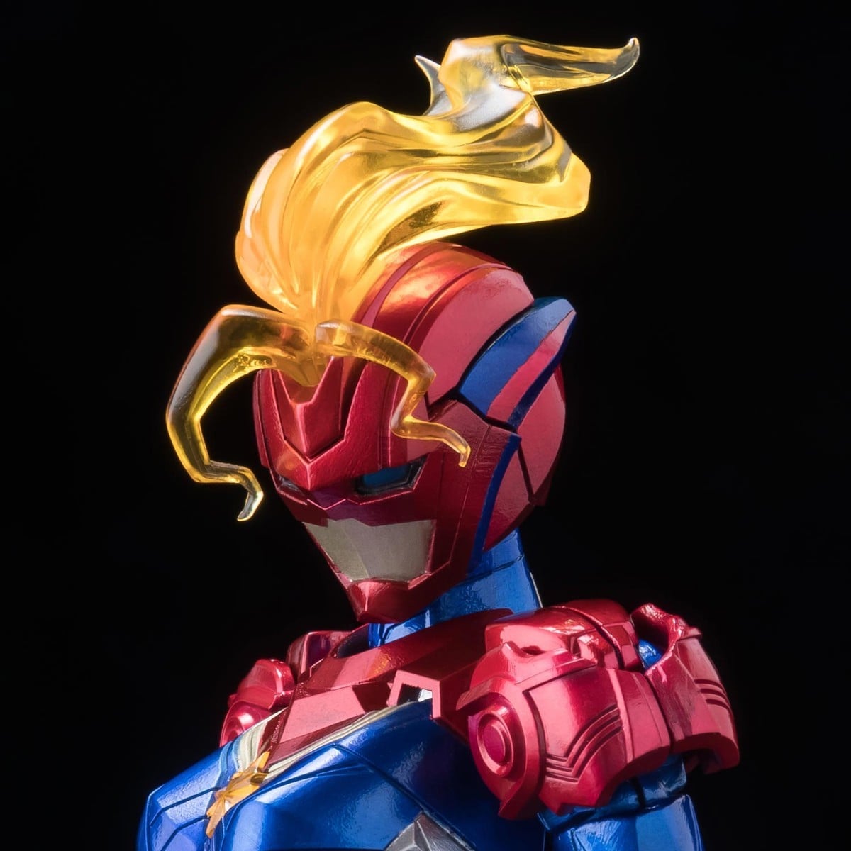 千值練 Fighting Armor《驚奇隊長》合金可動模型公開 裝甲美學 2026 年 12 月出貨