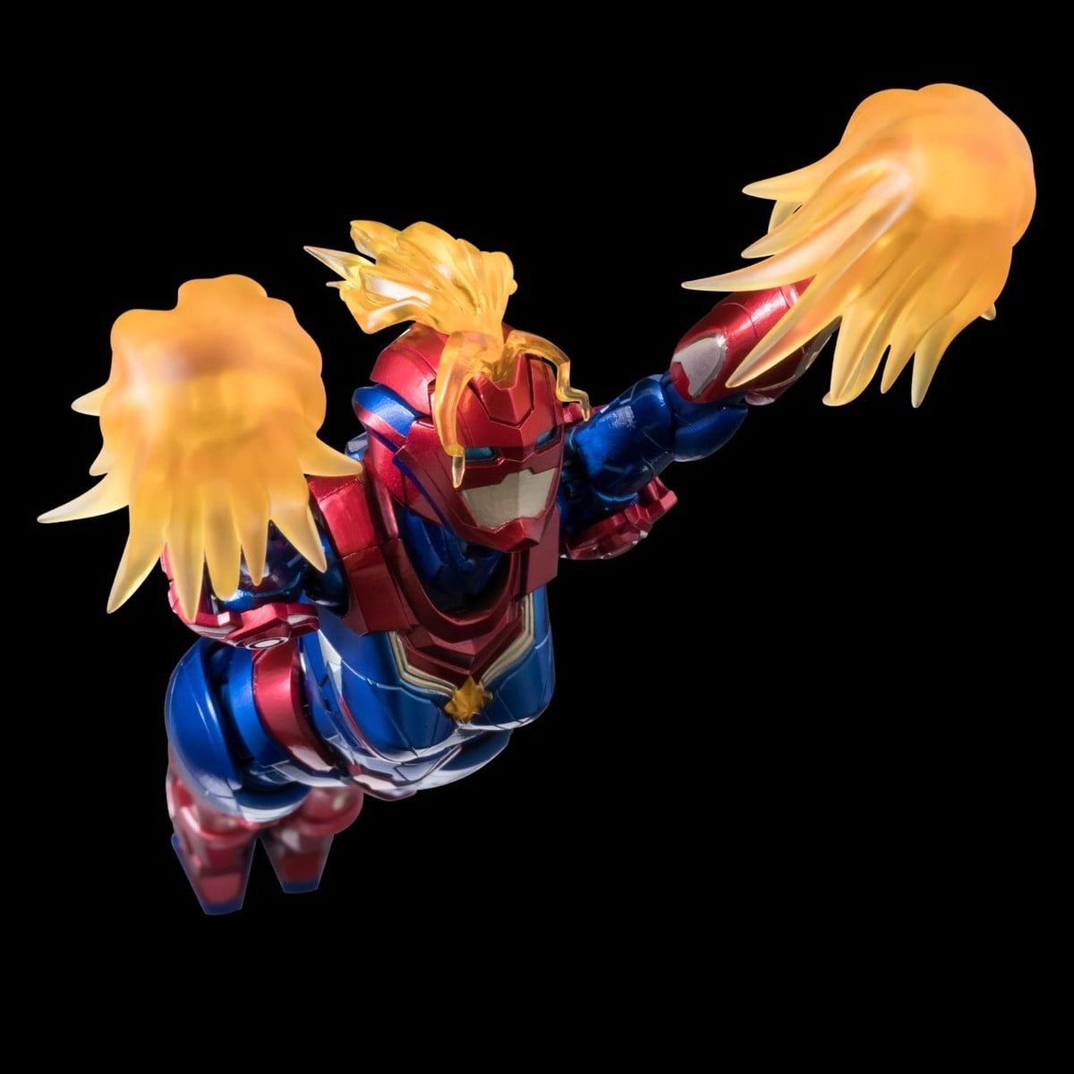 千值練 Fighting Armor《驚奇隊長》合金可動模型公開 裝甲美學 2026 年 12 月出貨