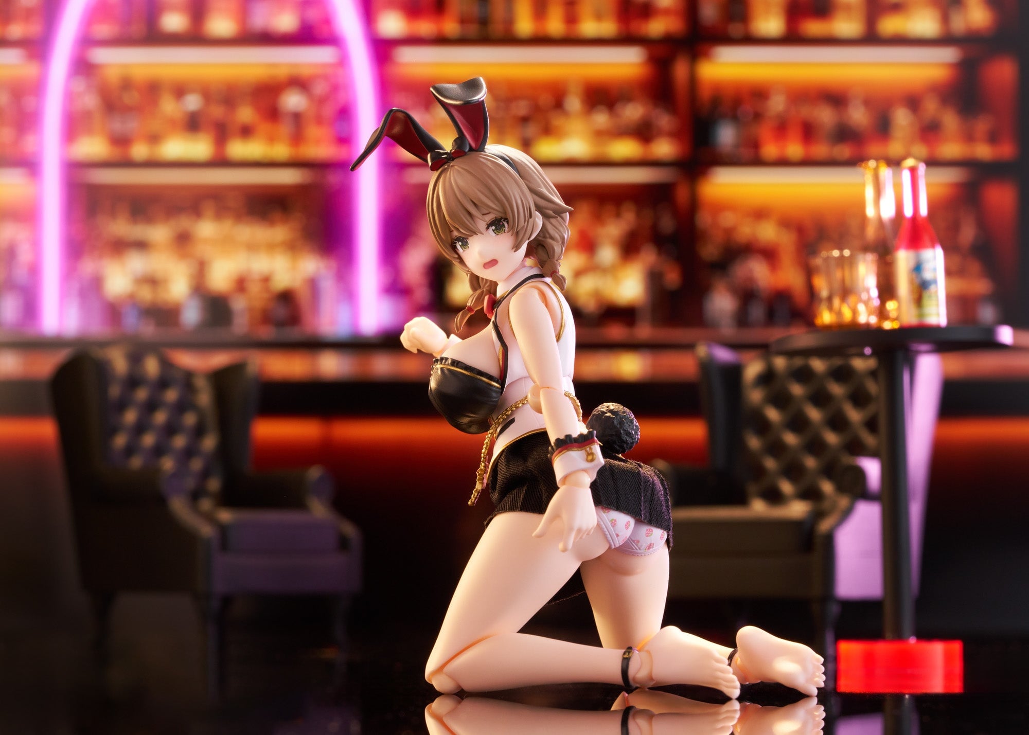 《バニーガーデン2》figma花奈可動模型 明日開放預購