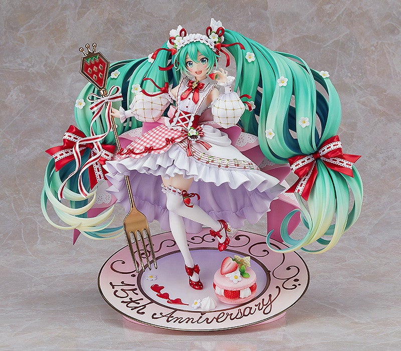 GSC《初音未來》15週年草莓紀念模型再販 售價 43,329 日圓