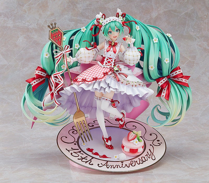 GSC《初音未來》15週年草莓紀念模型再販 售價 43,329 日圓