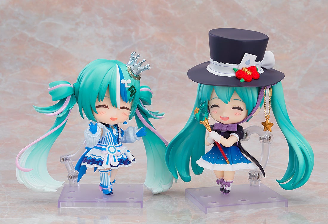 《初音未來》LAWSON 50周年黏土人登場 附條碼機麥克風