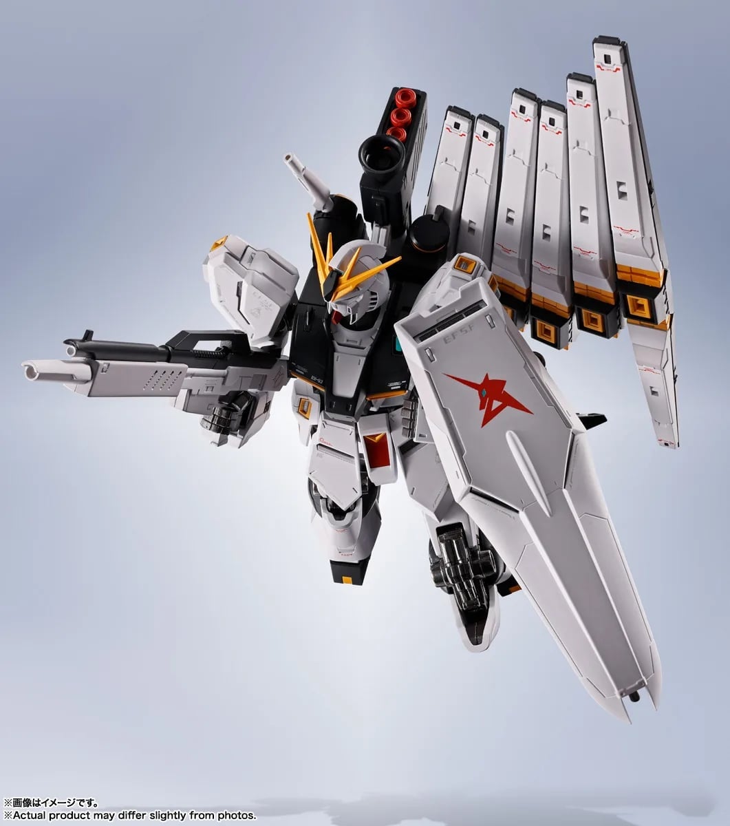 《機動戰士鋼彈 逆襲的夏亞》ν鋼彈 METAL ROBOT魂宣佈再販 2026年9月開放預約