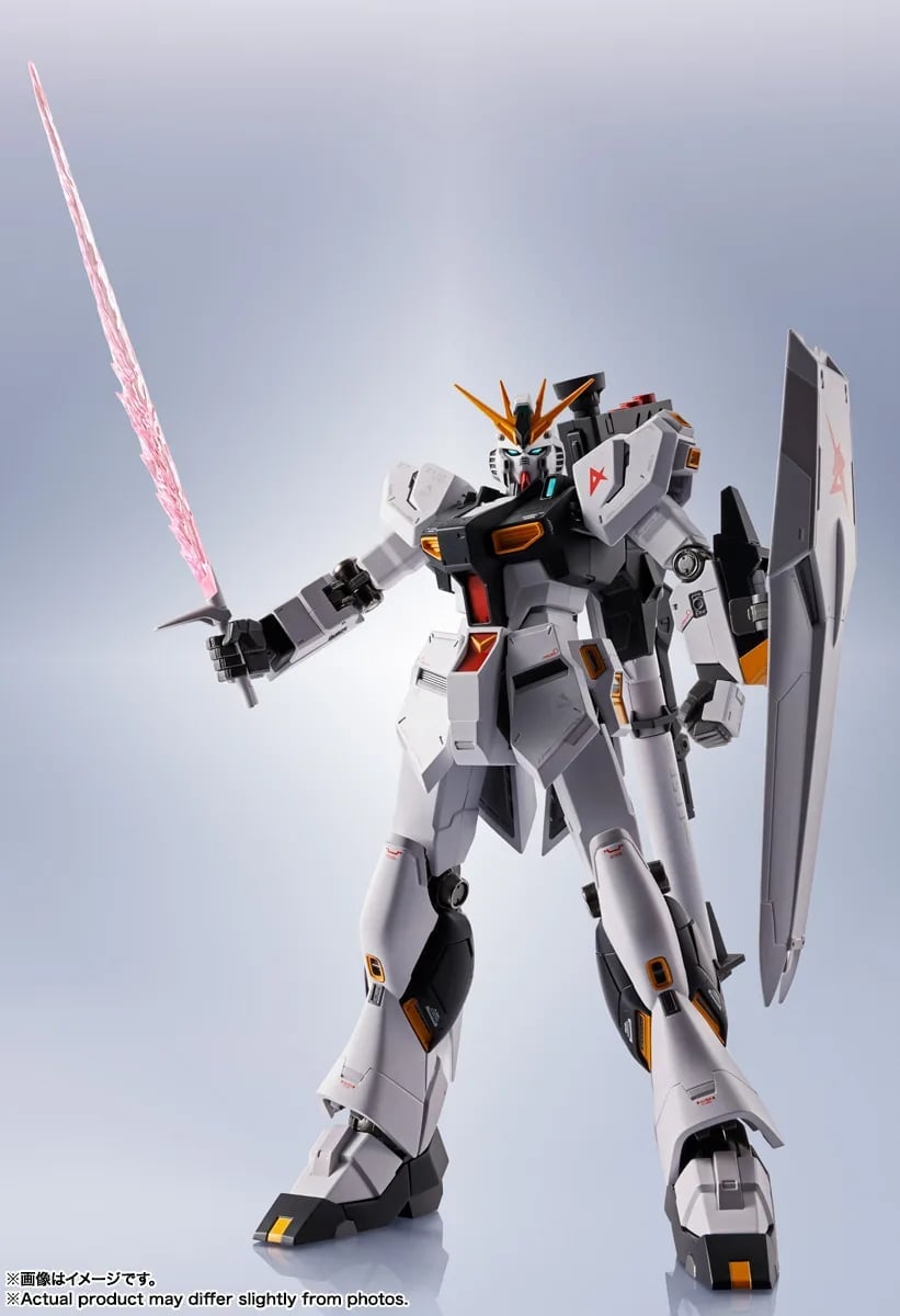 《機動戰士鋼彈 逆襲的夏亞》ν鋼彈 METAL ROBOT魂宣佈再販 2026年9月開放預約