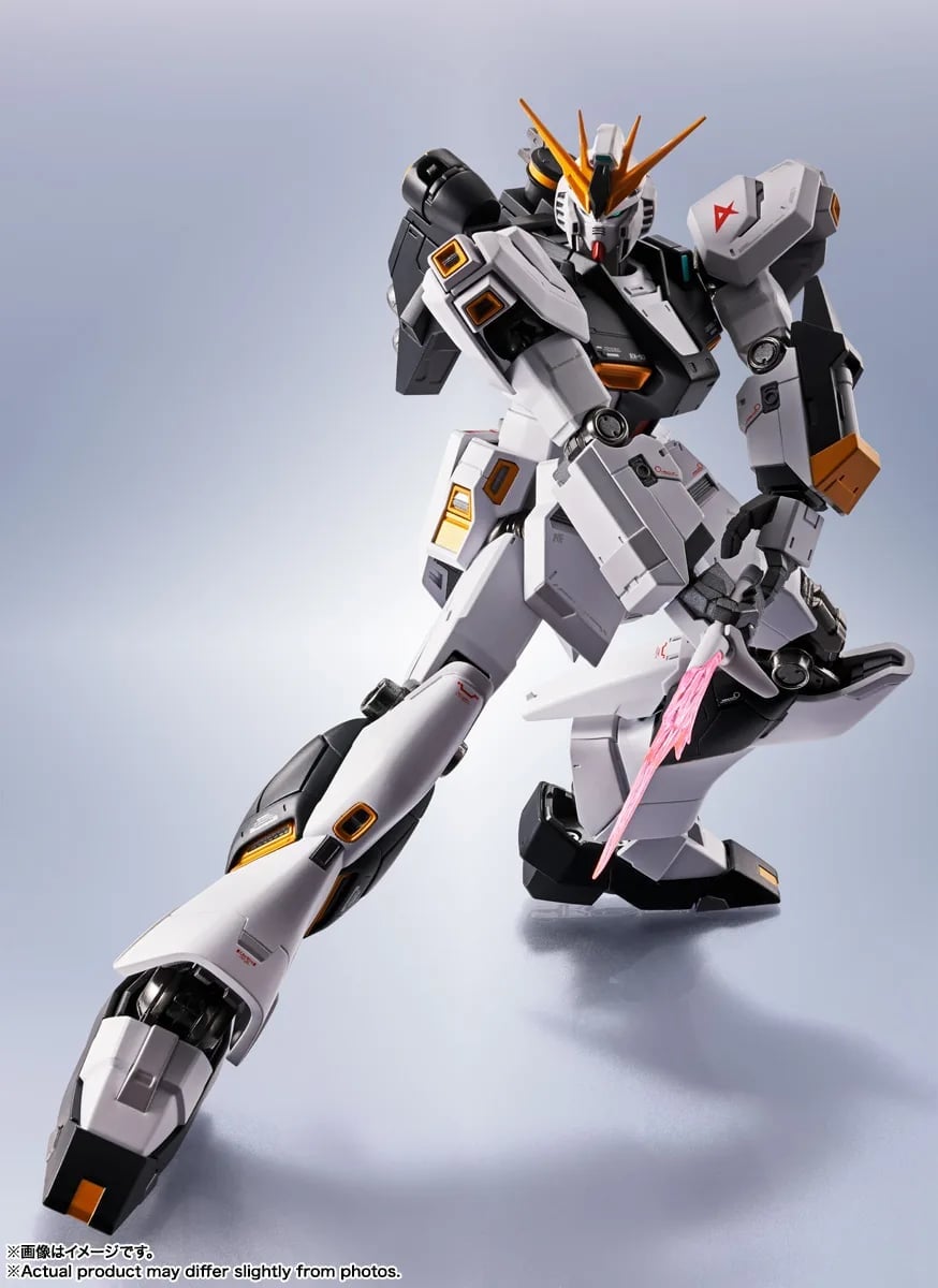 《機動戰士鋼彈 逆襲的夏亞》ν鋼彈 METAL ROBOT魂宣佈再販 2026年9月開放預約
