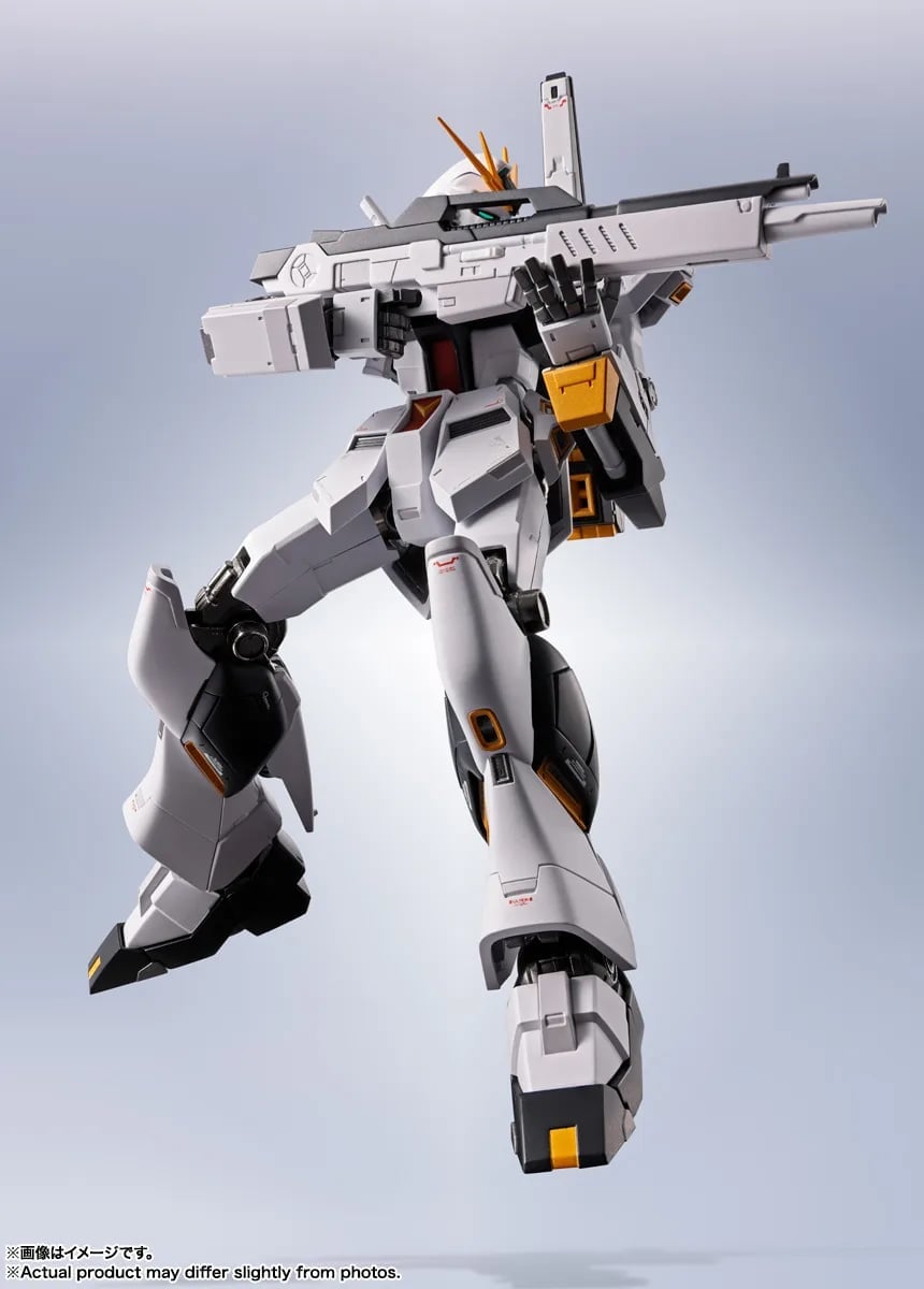 《機動戰士鋼彈 逆襲的夏亞》ν鋼彈 METAL ROBOT魂宣佈再販 2026年9月開放預約