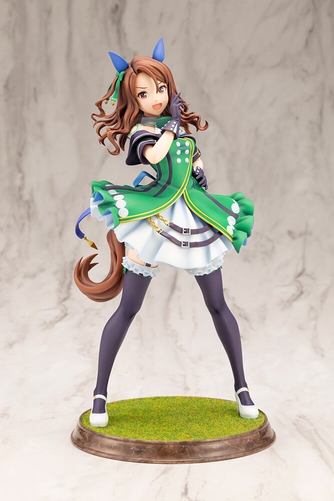 壽屋《賽馬娘 Pretty Derby》國王光輝 1/7 模型再次生產 2027 年 2 月發售