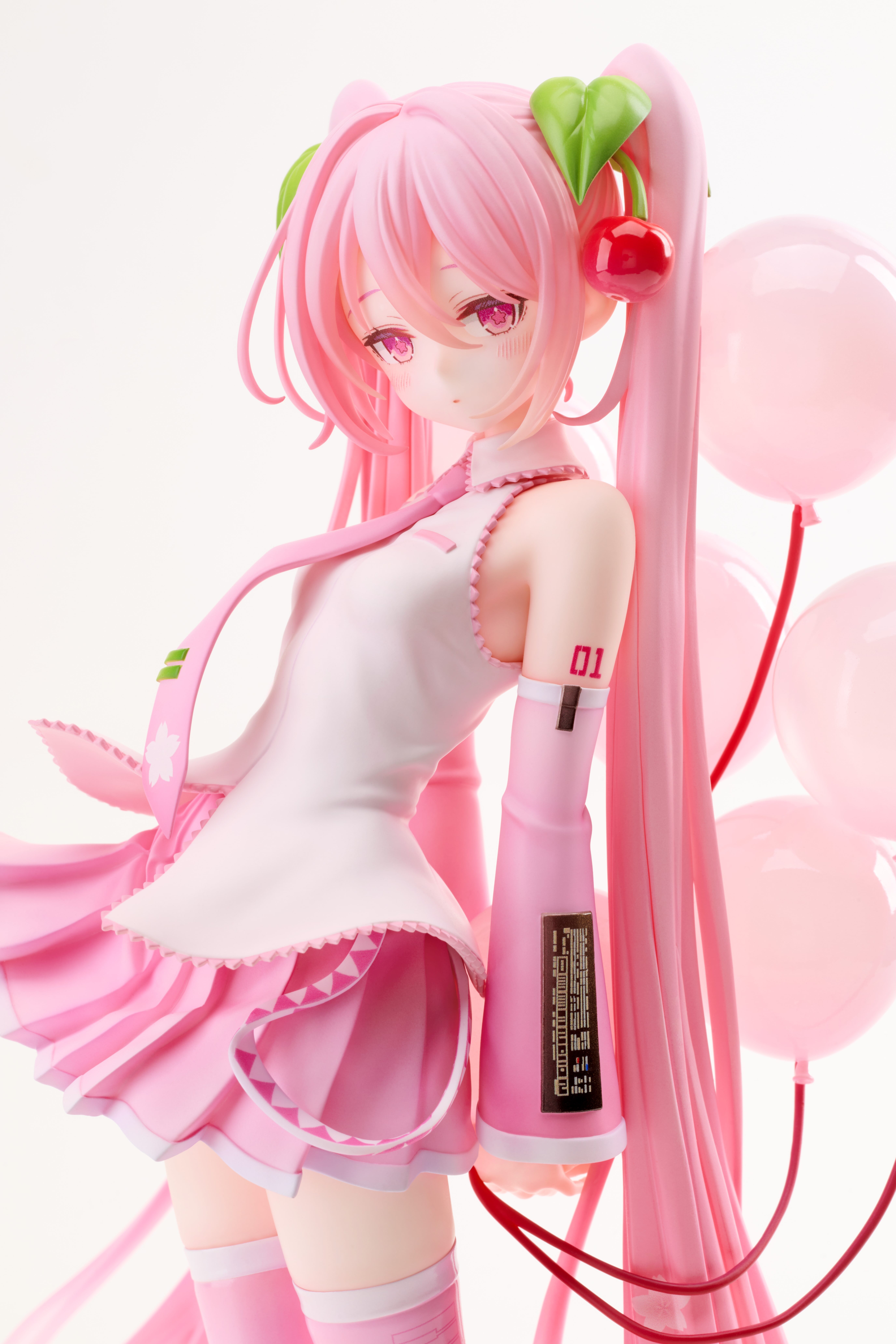 GSC《初音未來》櫻初音插畫大賽版 1/7 模型 2026年9月27日開放預購