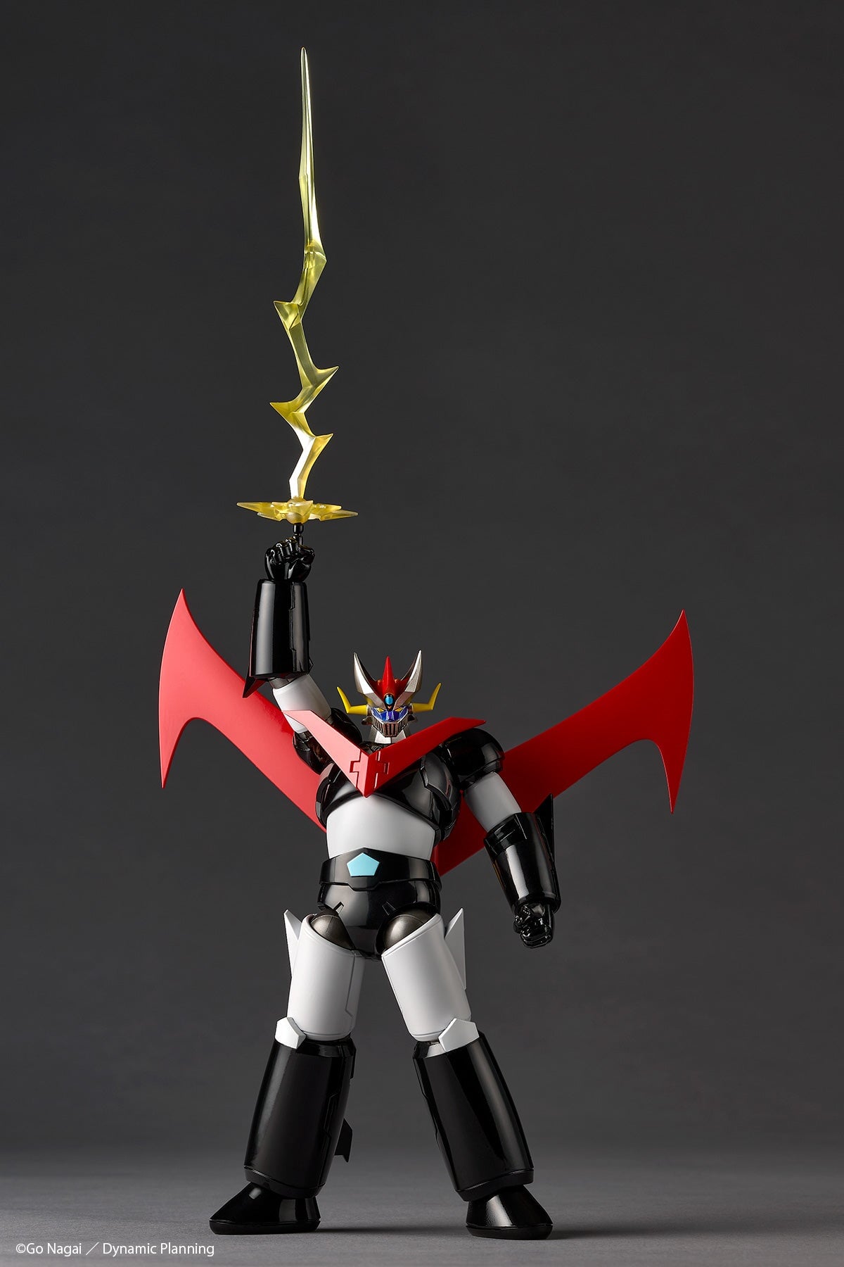 海洋堂黑白配色《無敵鐵金剛》與《金剛大魔神》模型 10 月 3 日預購