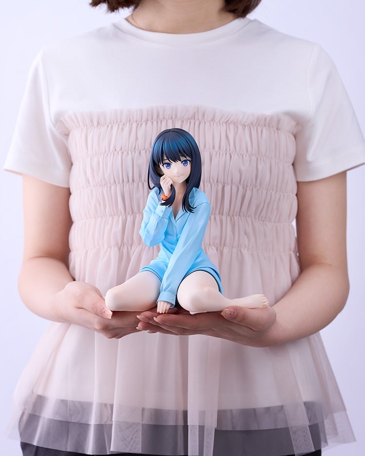 《GRIDMAN UNIVERSE》寶多六花 XL 睡衣坐姿模型 2026 年 9 月開放預購
