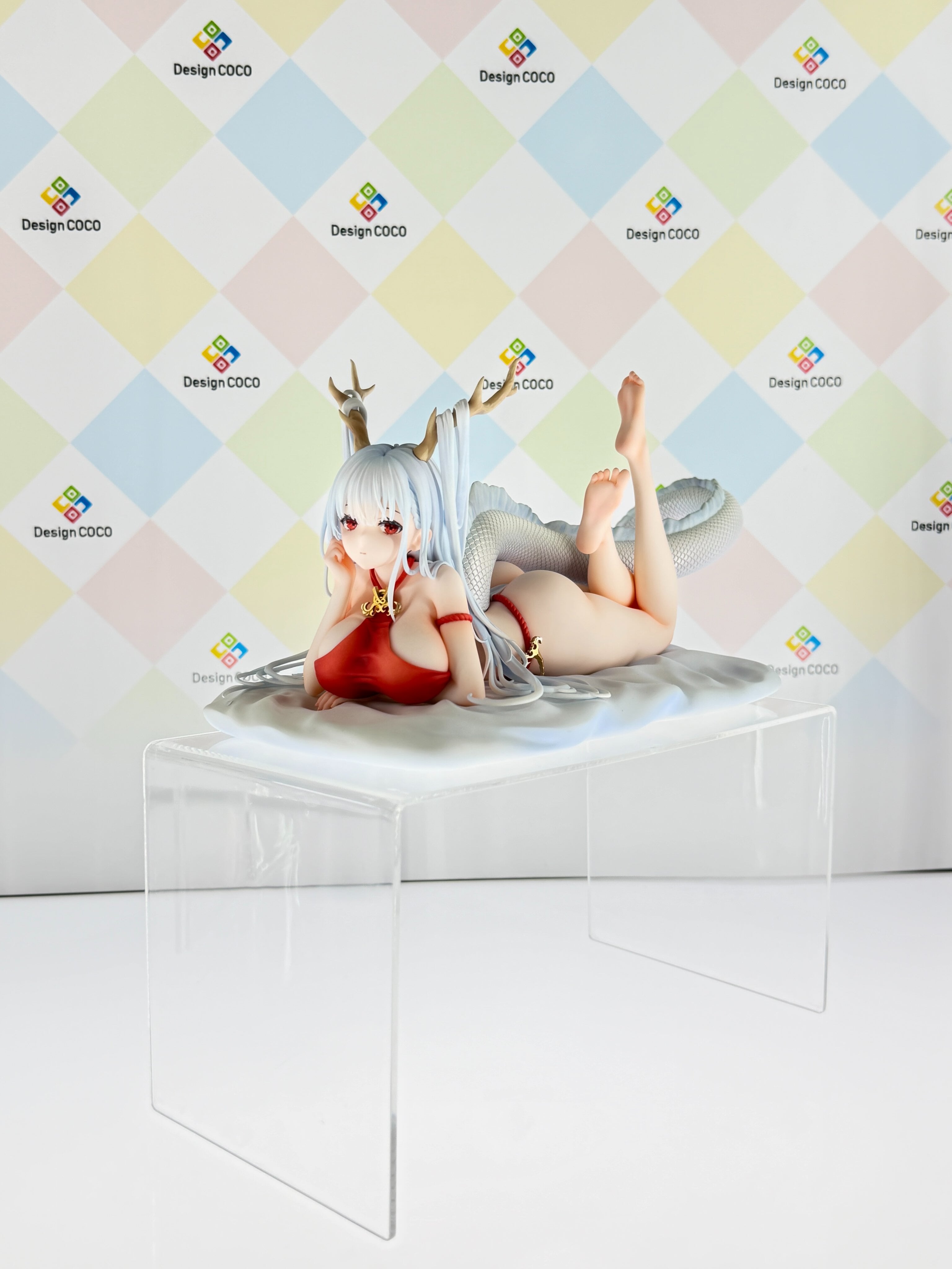 Design COCO 公開《碧藍航線》拉斐爾與《蔚藍檔案》泳裝桔梗模型原型