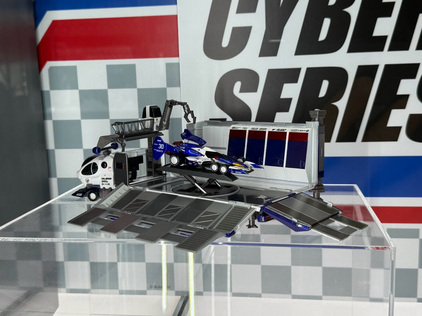 MegaHouse 公開《機動警察》《閃電霹靂車》新作原型