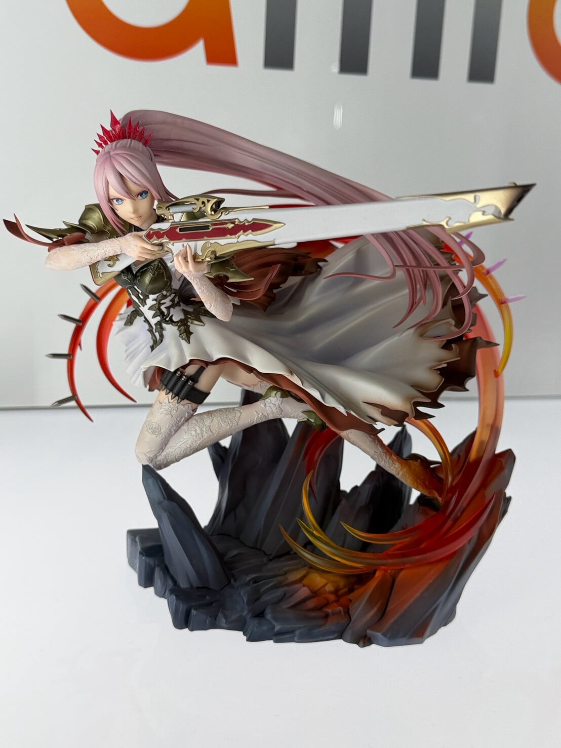 MegaHobby amiami 展示《破曉傳奇》希儂與《越南大戰》模型