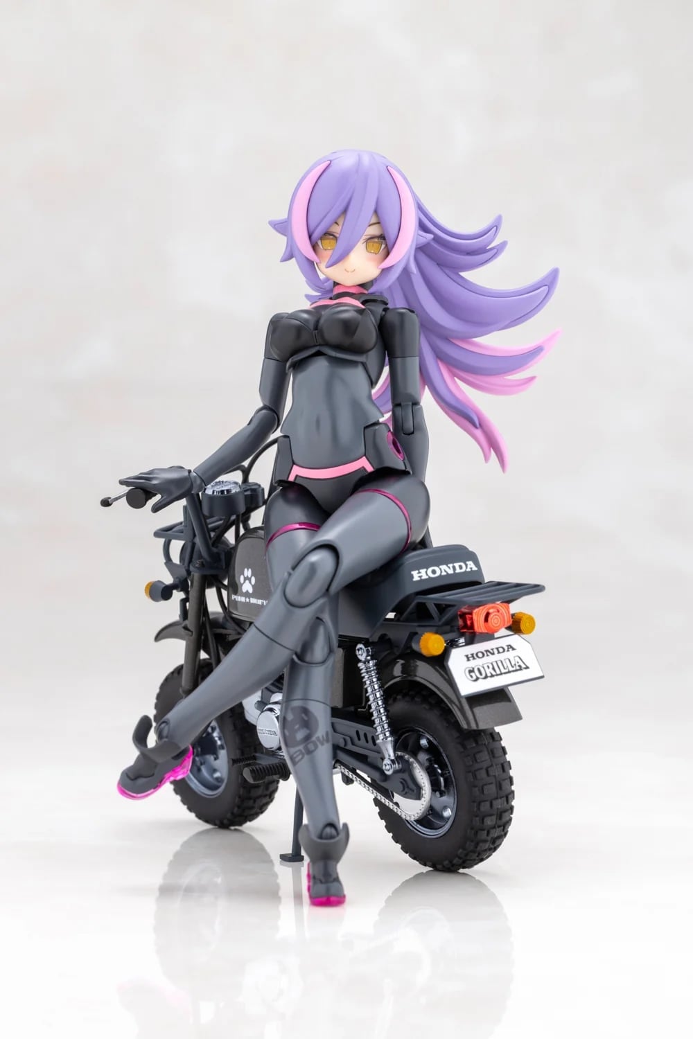 壽屋《女神裝置》聯名 Honda Z50J Gorilla 賽車小蘭 10 月 1 日開放預購