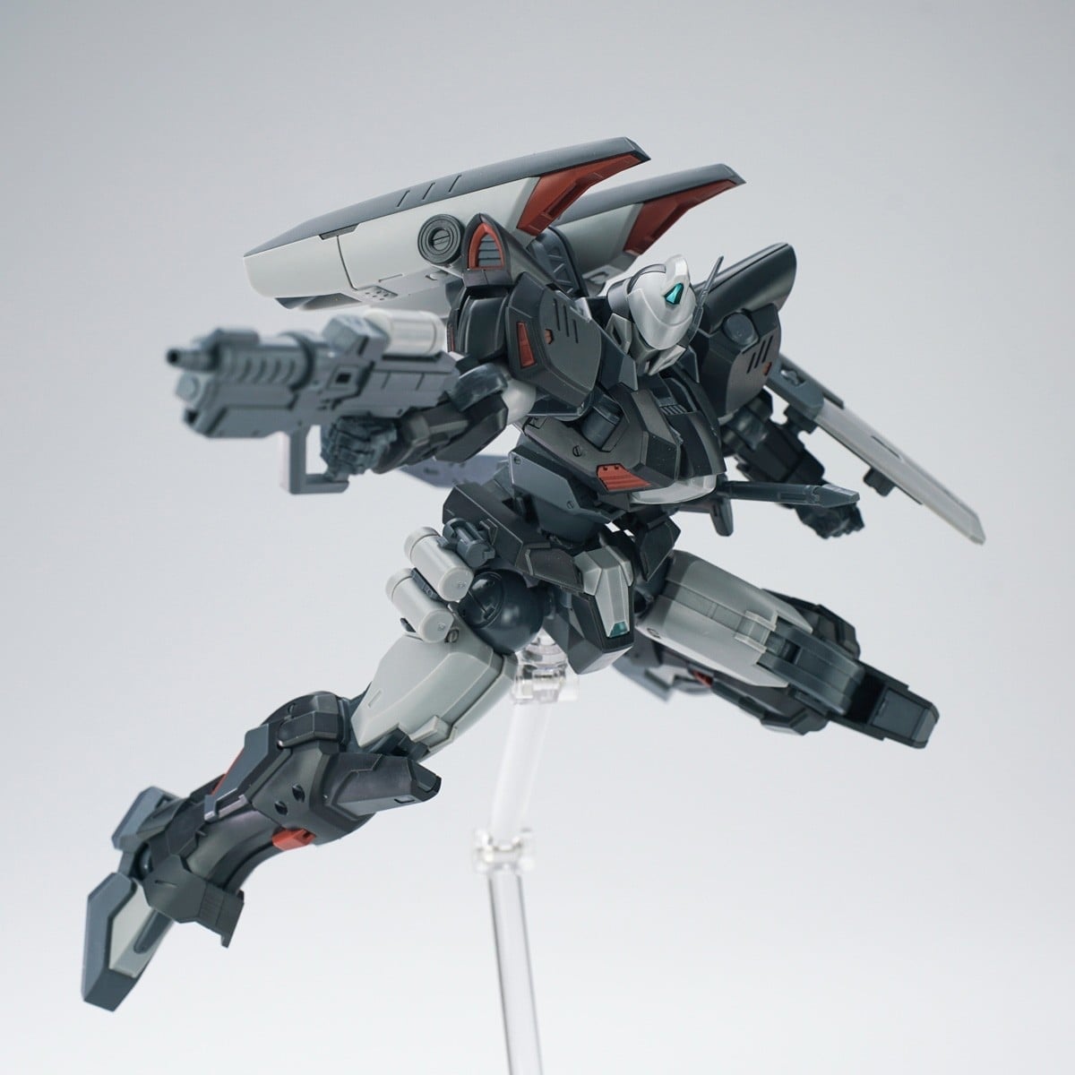 SHEIK MAINLAND 原創組裝模型《stag II式》預約開跑 重裝工業風定價僅約 528 元