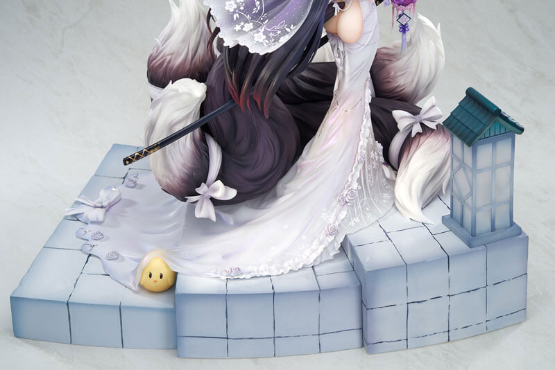 APEX《碧藍航線》武藏婚紗模型預售 附三種表情與九條震撼狐尾