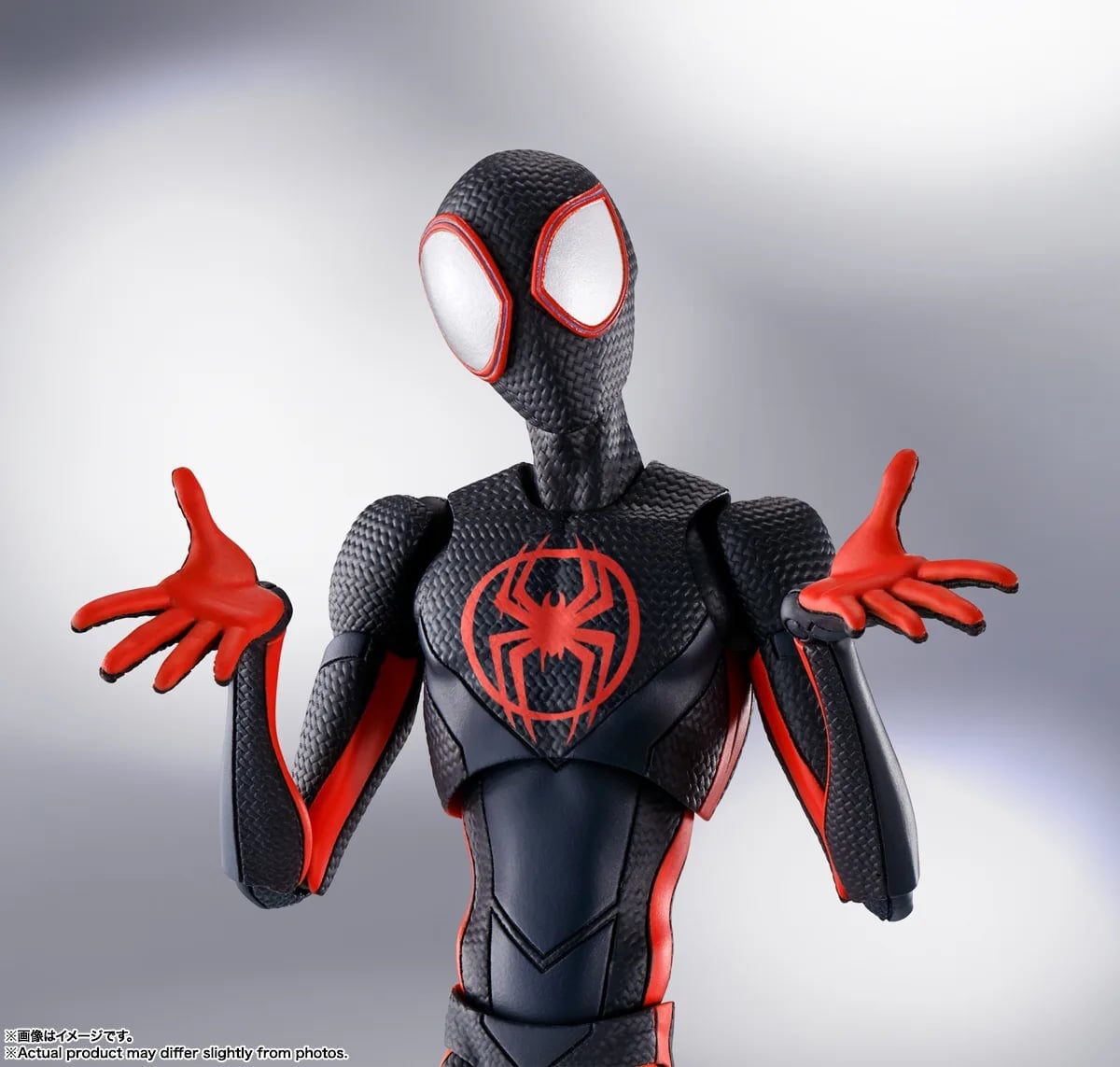 Bandai 再推《蜘蛛人:穿越新宇宙》邁爾斯與關 2026 年 10 月預購附素顏頭雕