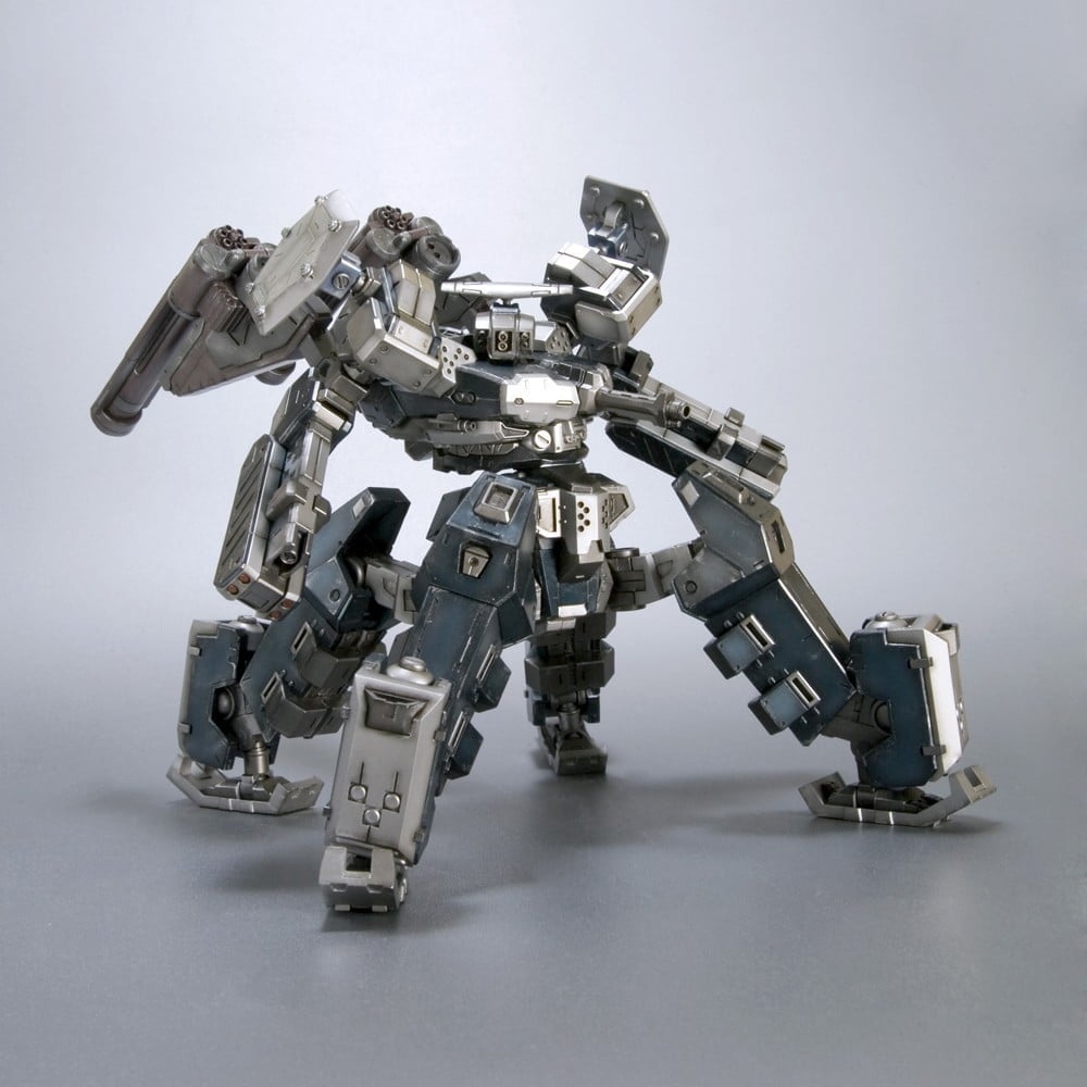 KOTOBUKIYA 復刻《ARMORED CORE 3》經典四足機體 CREST 預定 2027 年發售