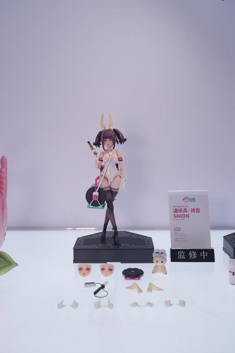 Sushing 參展上海 Wonfes 公開《棕色塵埃 2》羅安兔女郎與《少女前線 2》等多款 1/12 可動原型