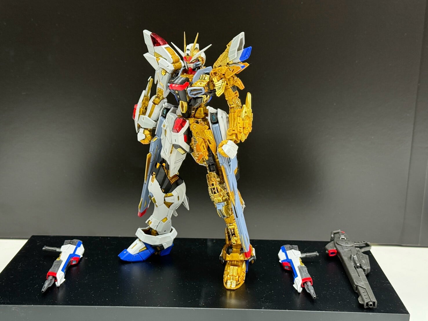 BANDAI SPIRITS「2026全日本模型展」領銜出擊,多款《鋼彈》模型試作樣品首度公開