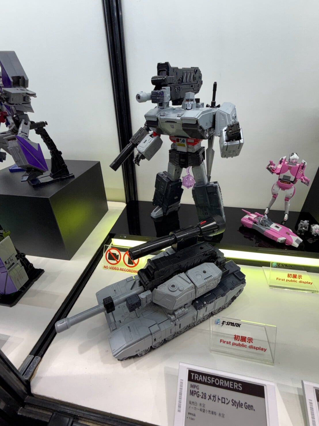 Takara Tomy 2026 模型展公開《變形金剛》新作 強化可動極限並擴充 Diaclone