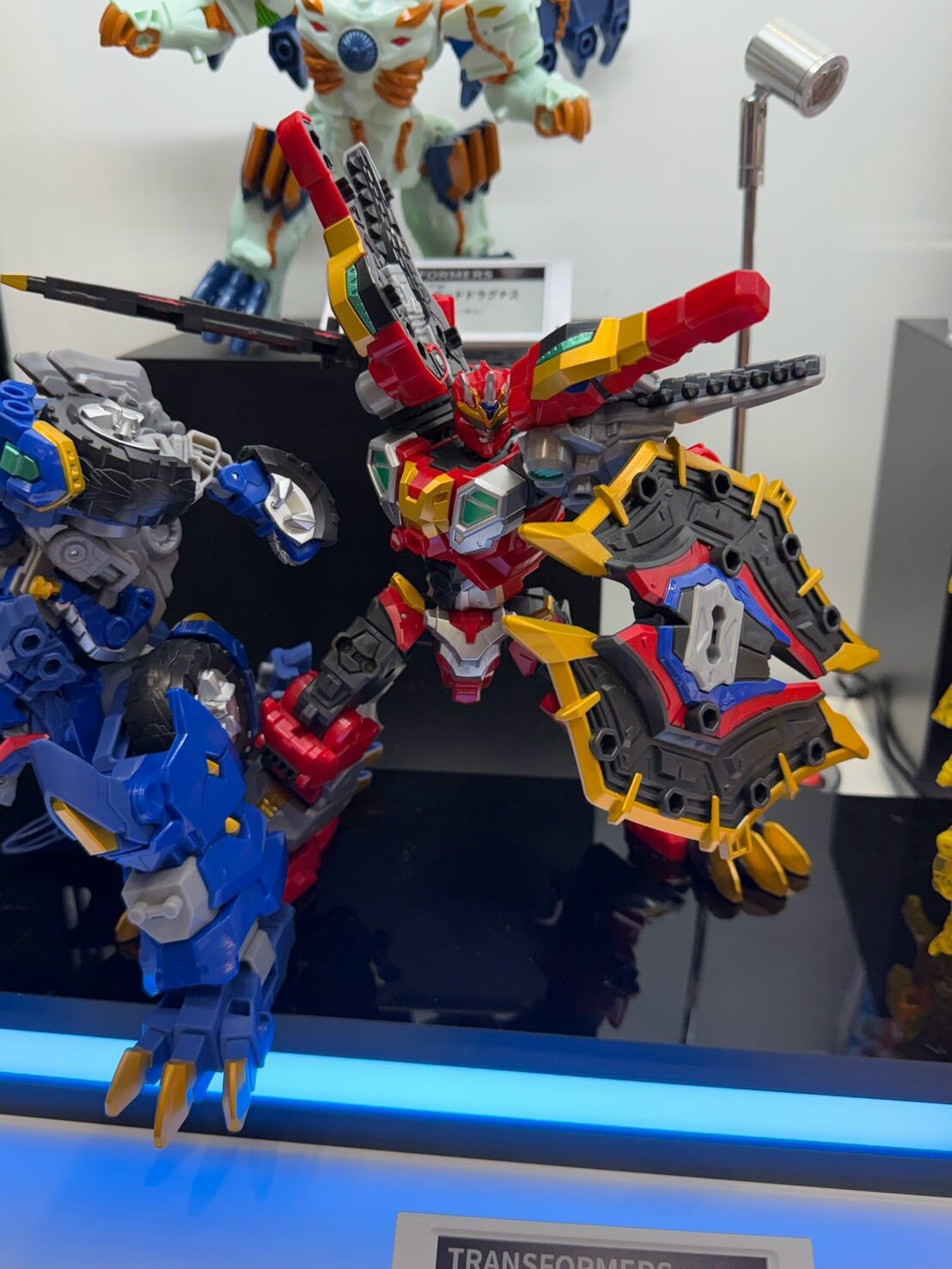 Takara Tomy 2026 模型展公開《變形金剛》新作 強化可動極限並擴充 Diaclone