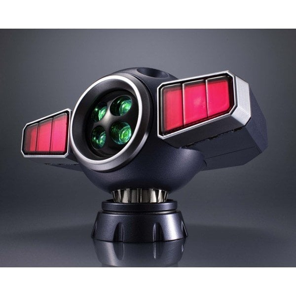 MegaHouse 推出《閃電霹靂車》1/1 阿斯拉導航頭部模型 內建發光機構售價約 1188 元